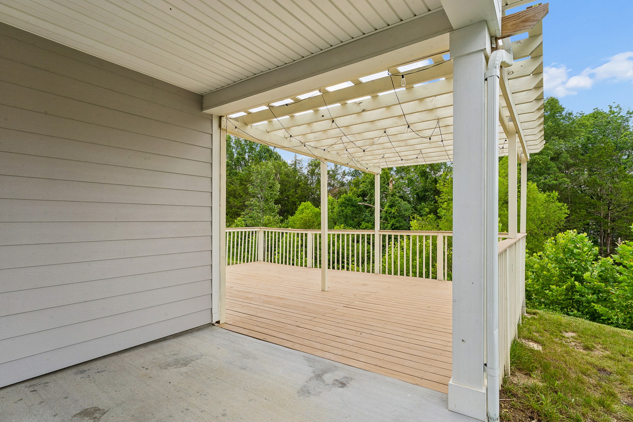 4030 Arrowleaf Ln