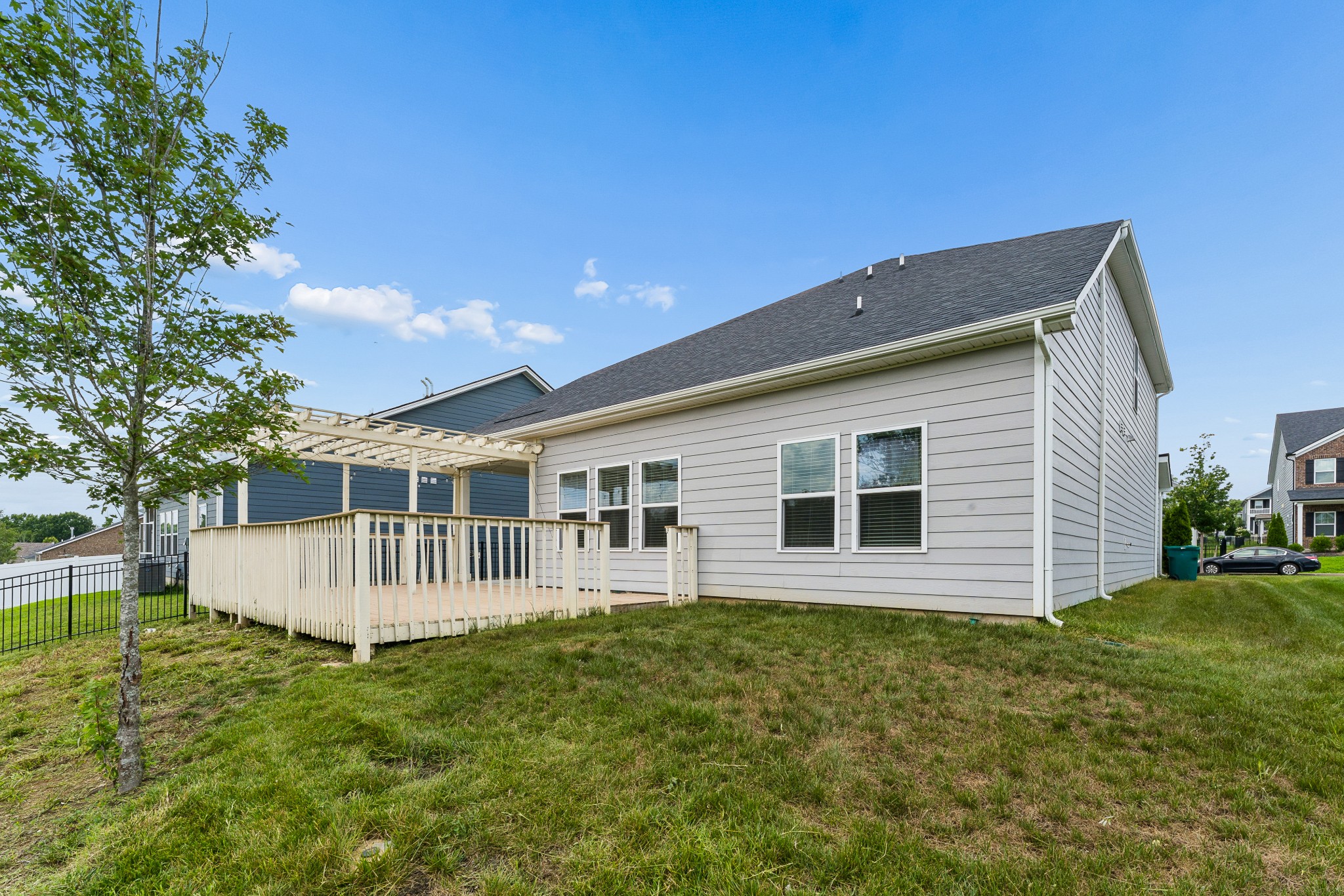 4030 Arrowleaf Ln