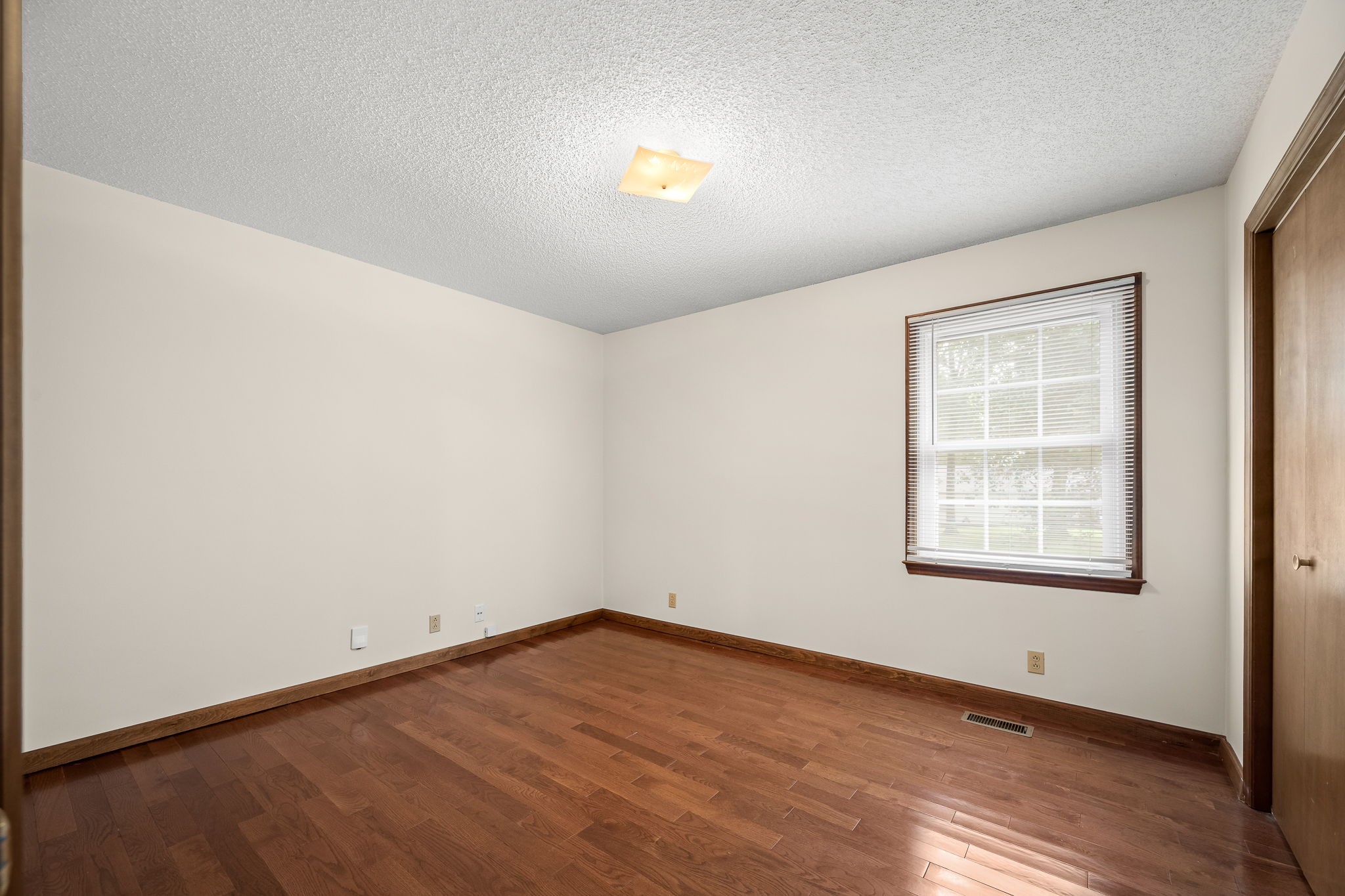 905 Tilden Ct