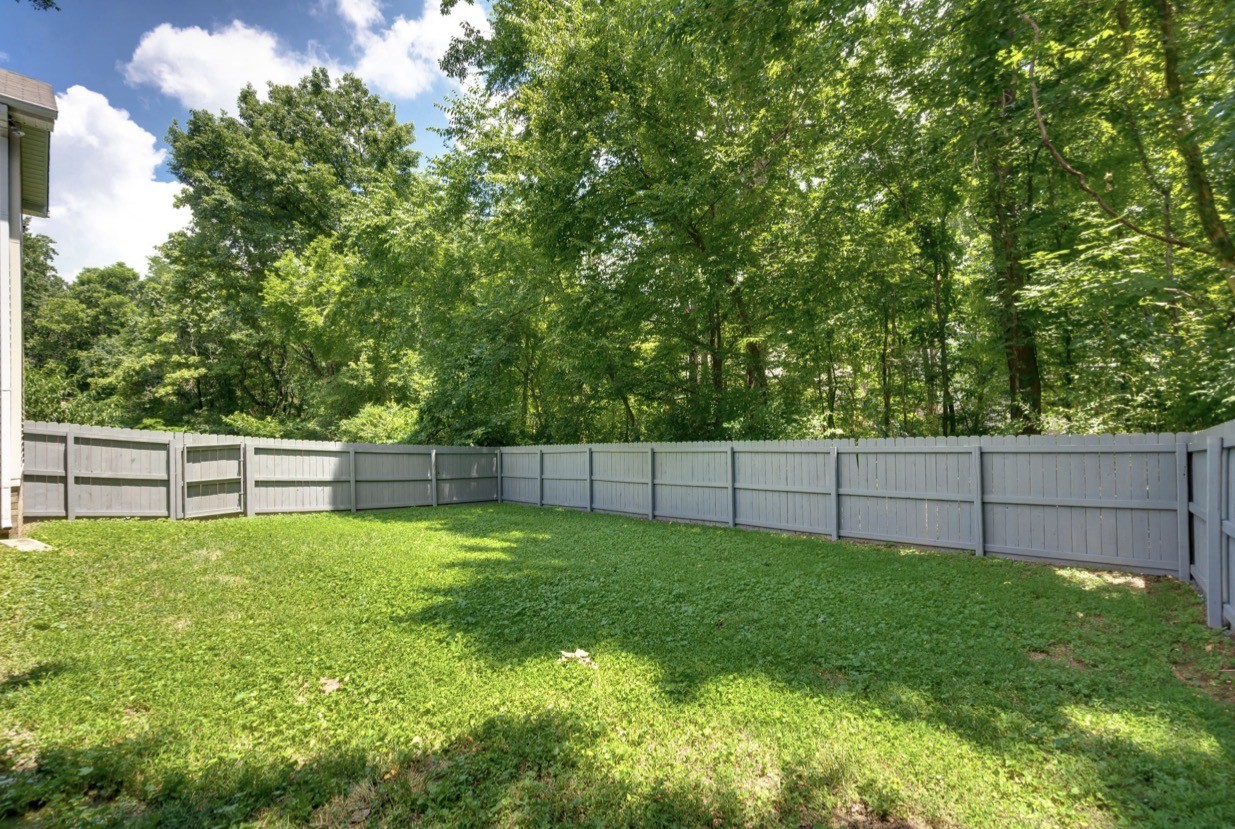 629 Magnolia Ln