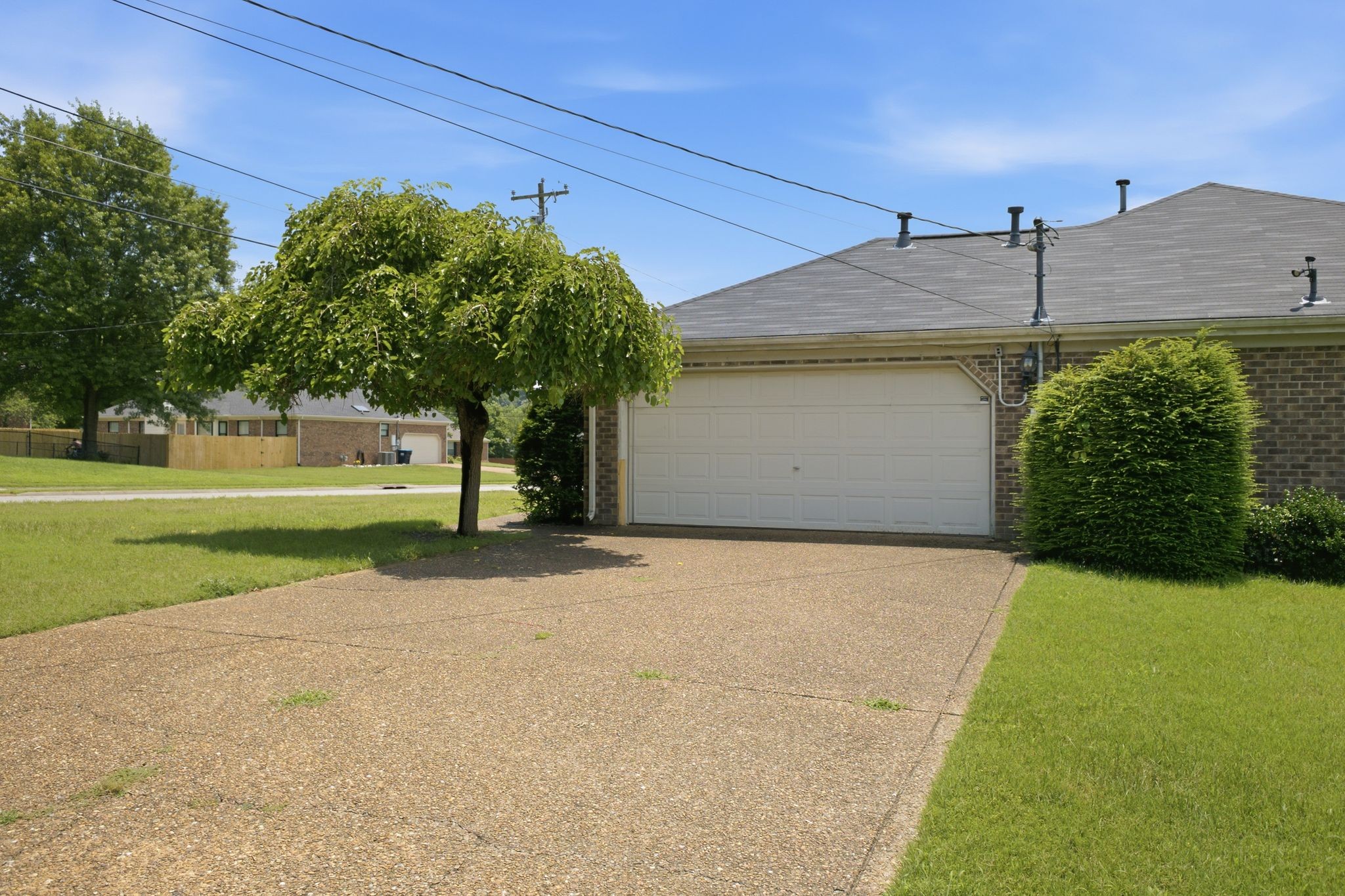3011 Potts Xing