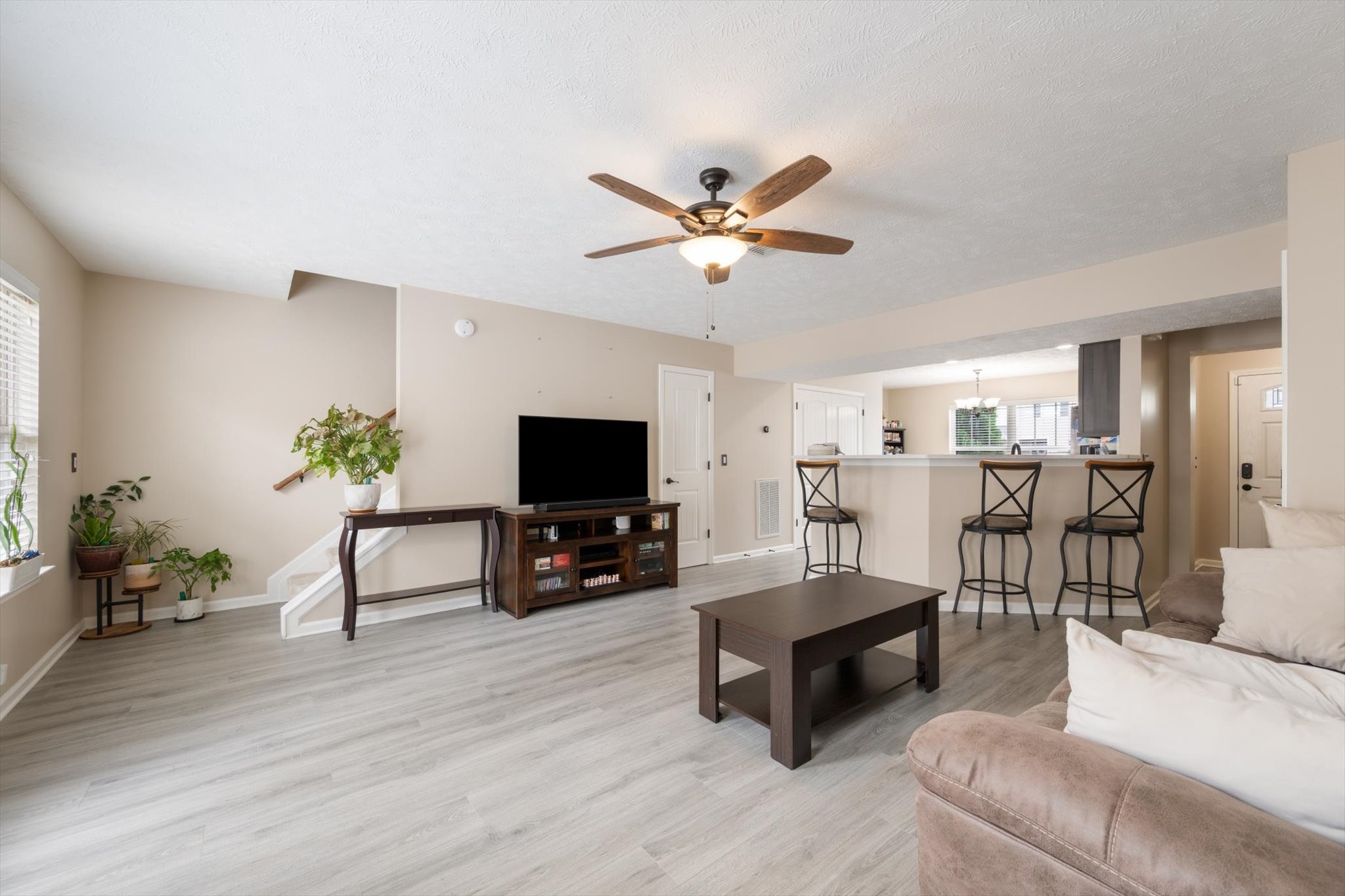4115 War Emblem Ln