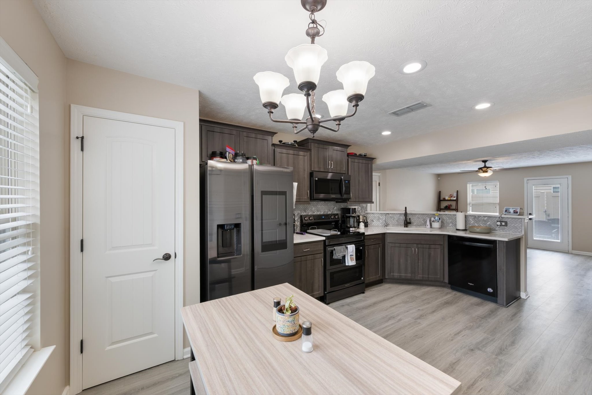4115 War Emblem Ln