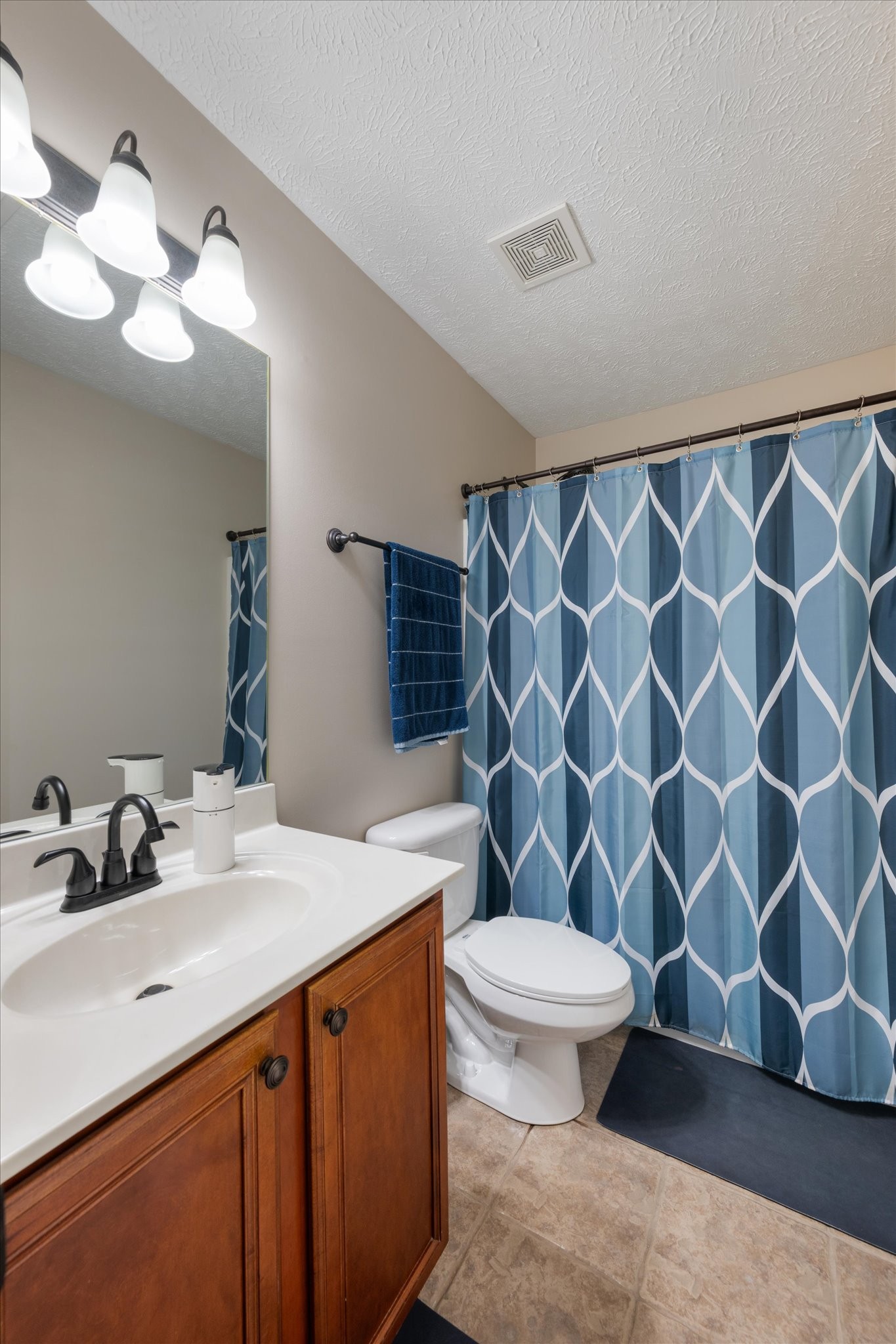 4115 War Emblem Ln