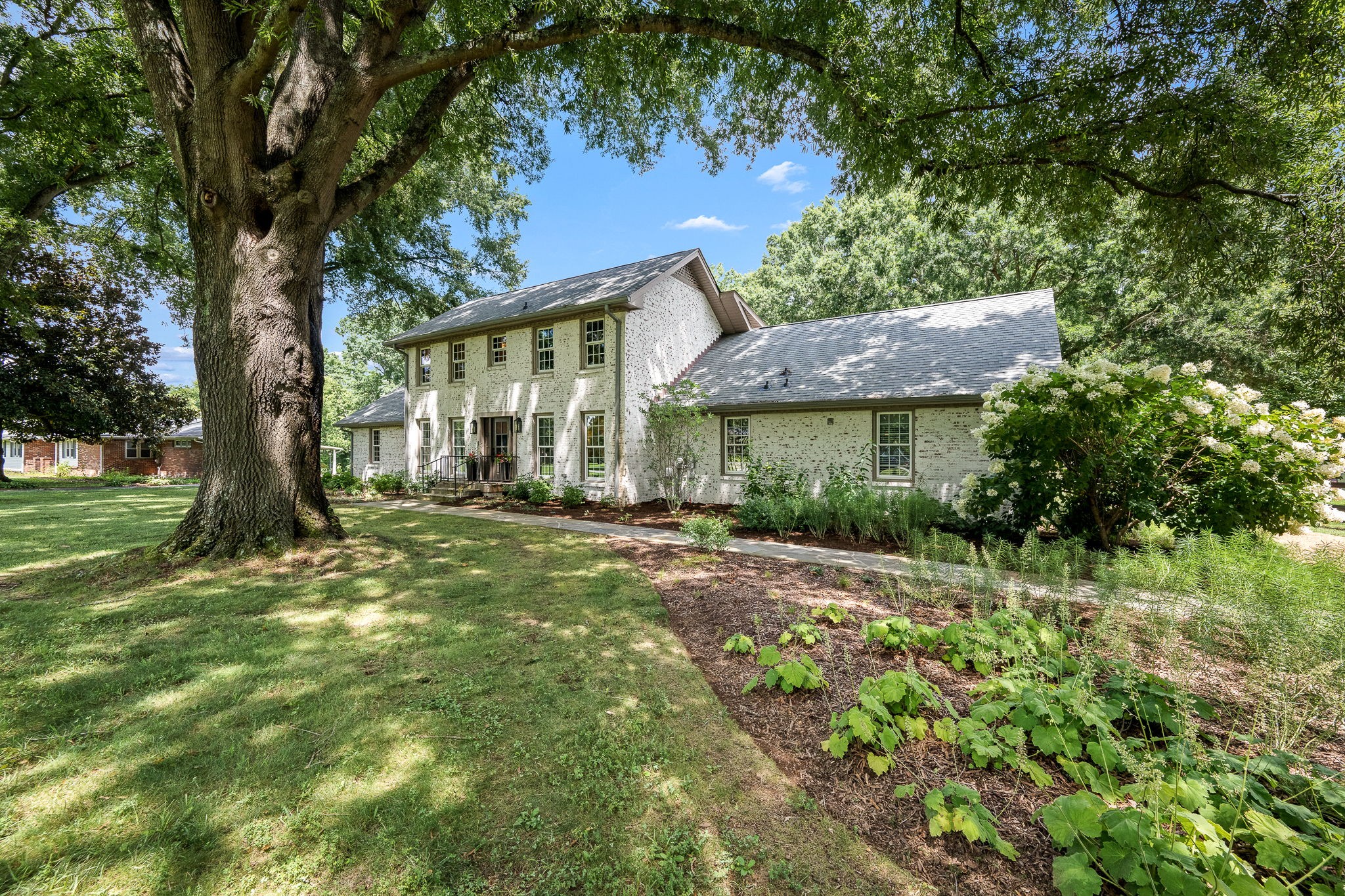 507 Ellington Dr