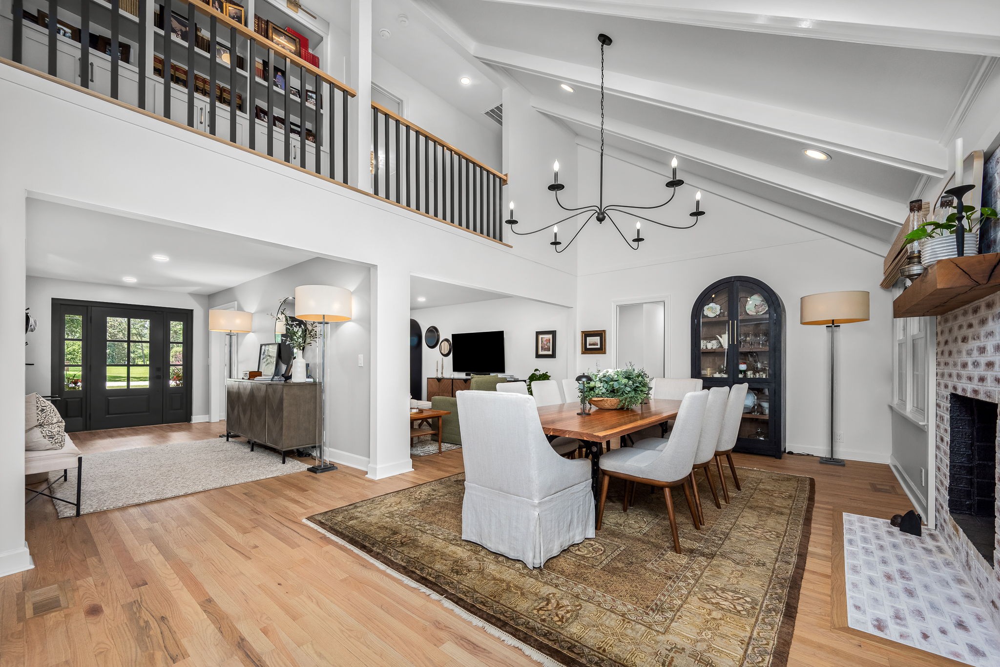 507 Ellington Dr