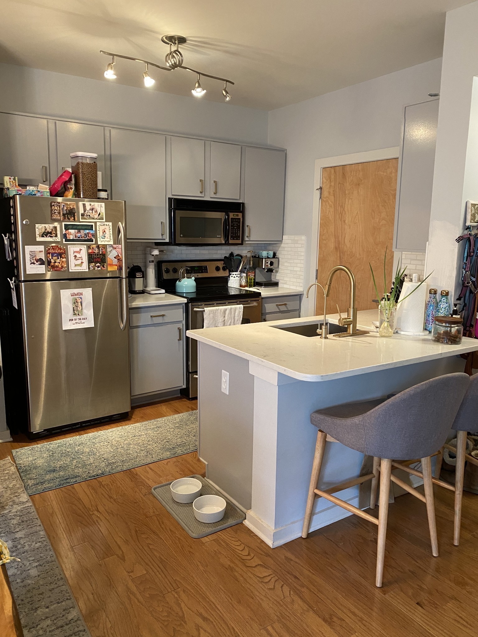 1803 Broadway Unit: 203