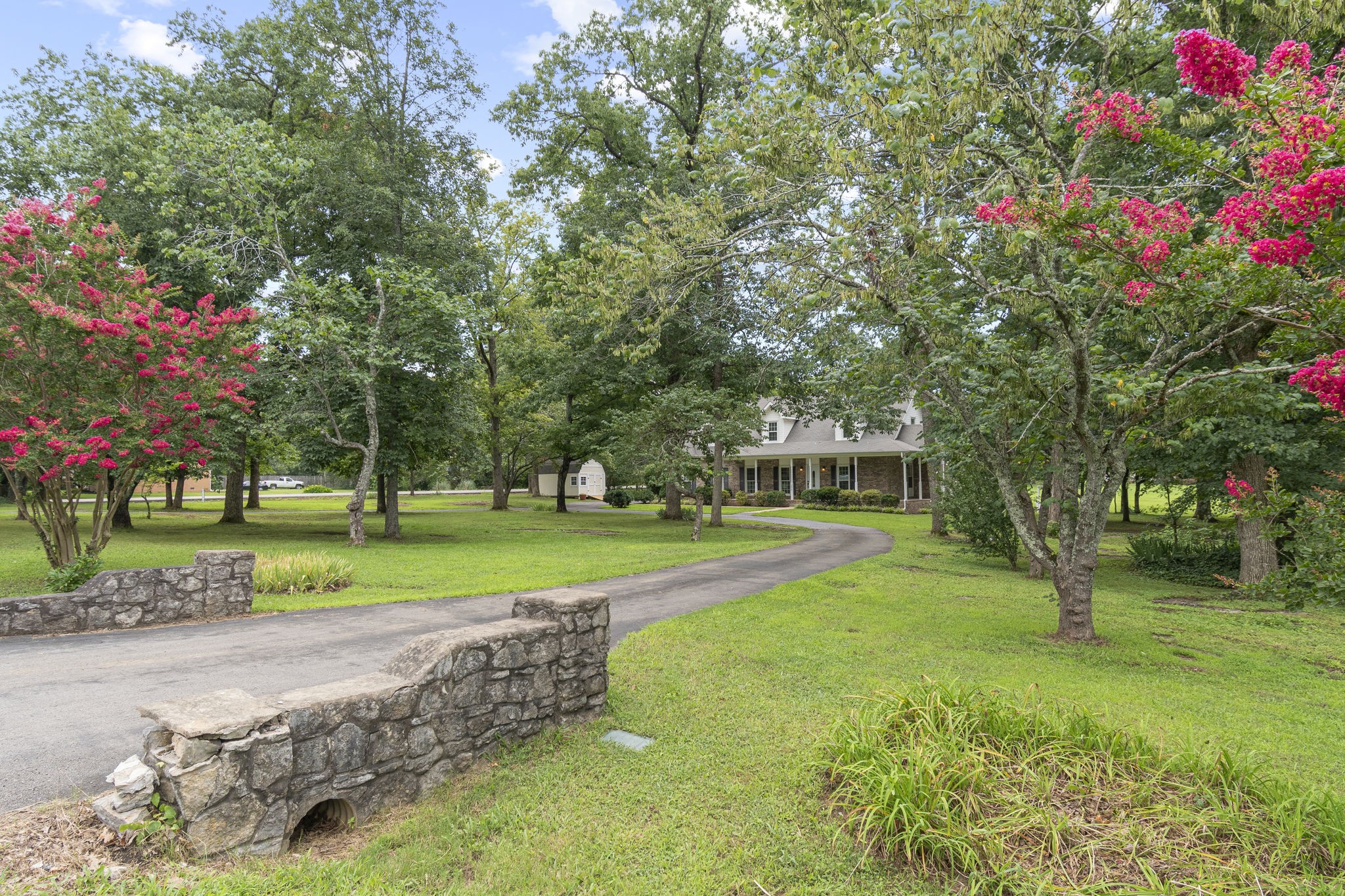 1052 Pleasant Run Rd