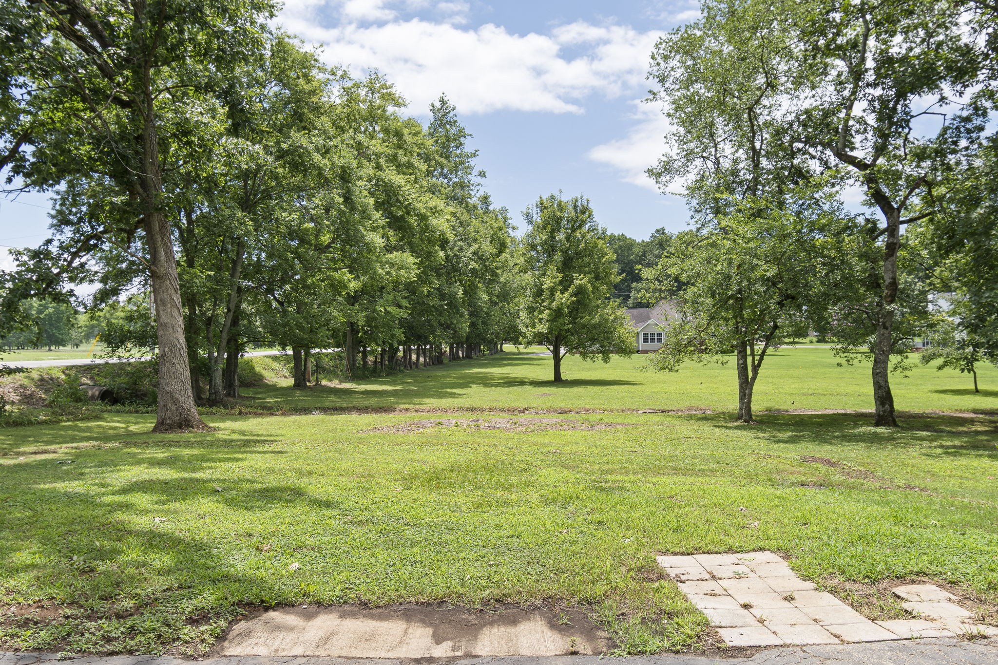 1052 Pleasant Run Rd