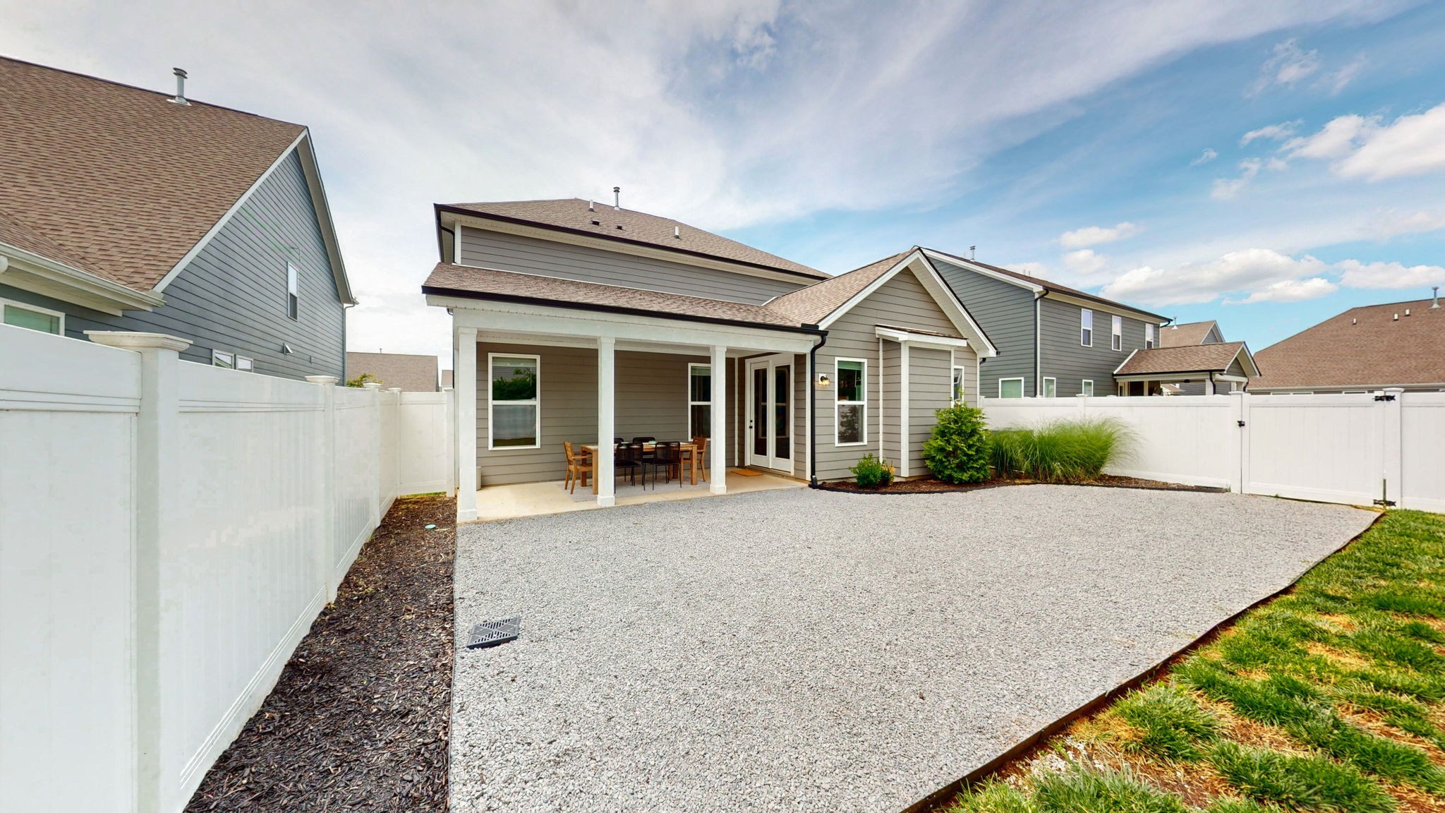 3238 Chatfield Dr
