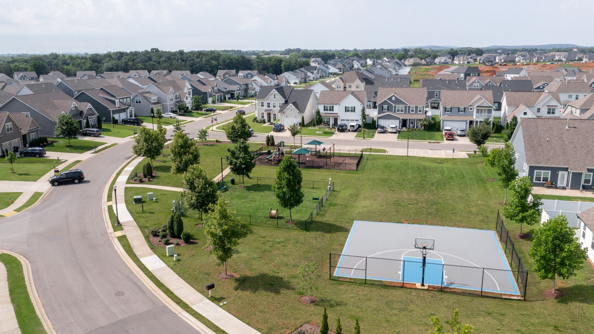 3238 Chatfield Dr