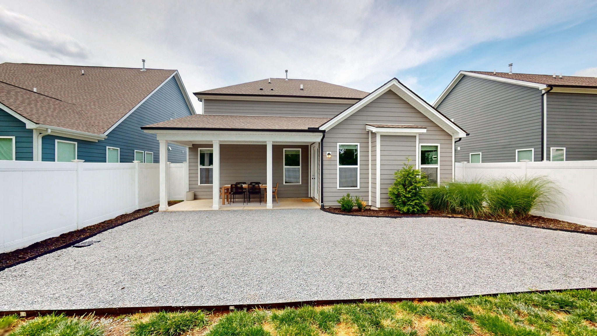 3238 Chatfield Dr
