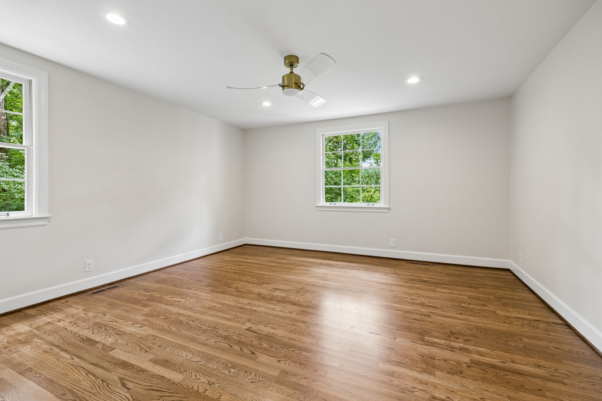 6004 Hillsboro Pike