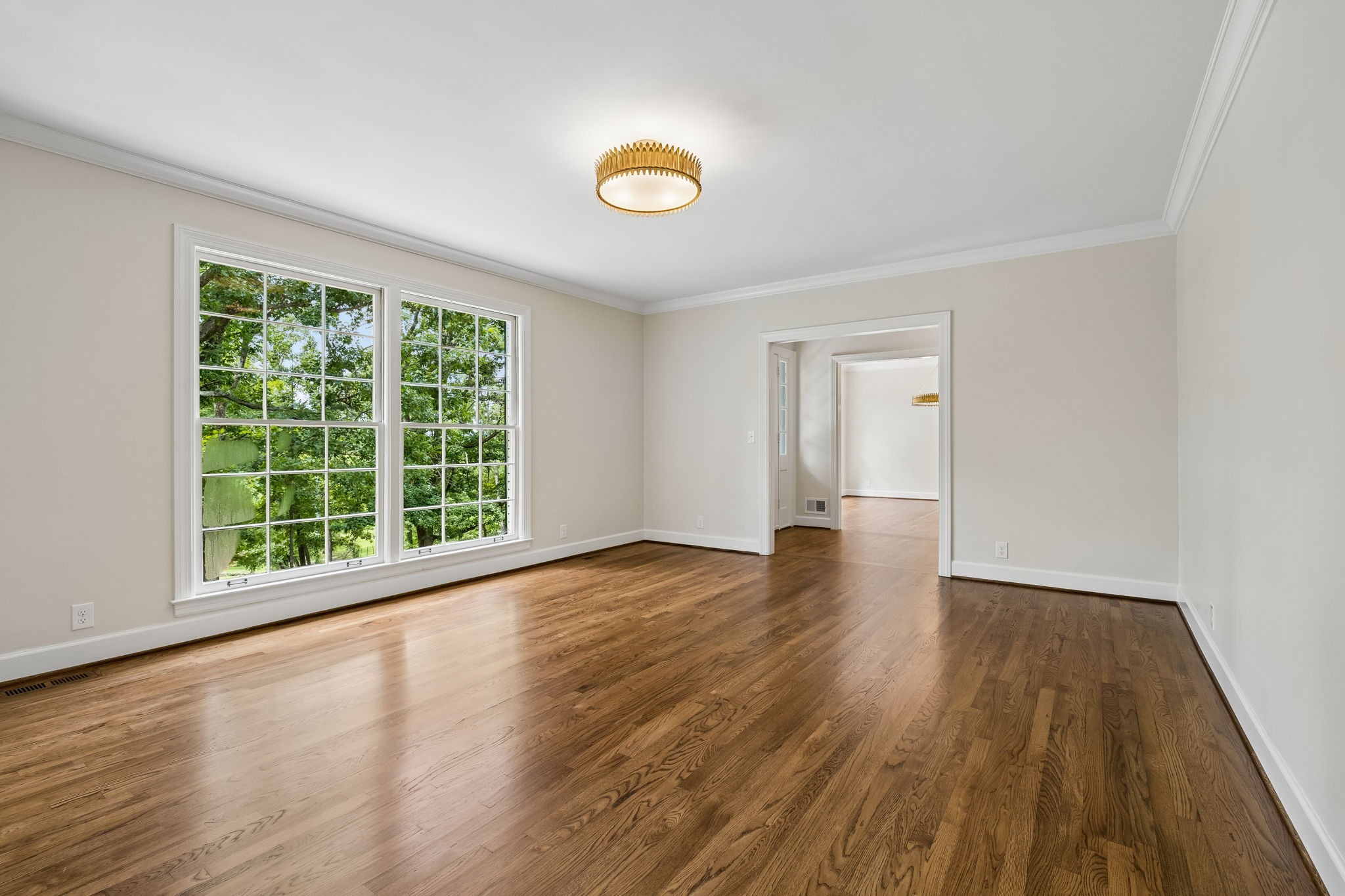 6004 Hillsboro Pike