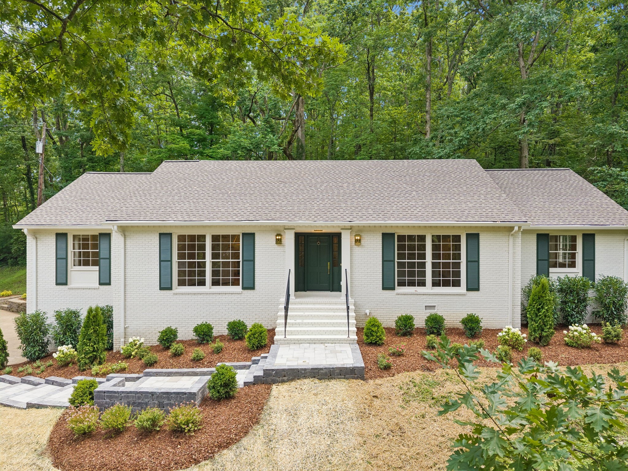 6004 Hillsboro Pike