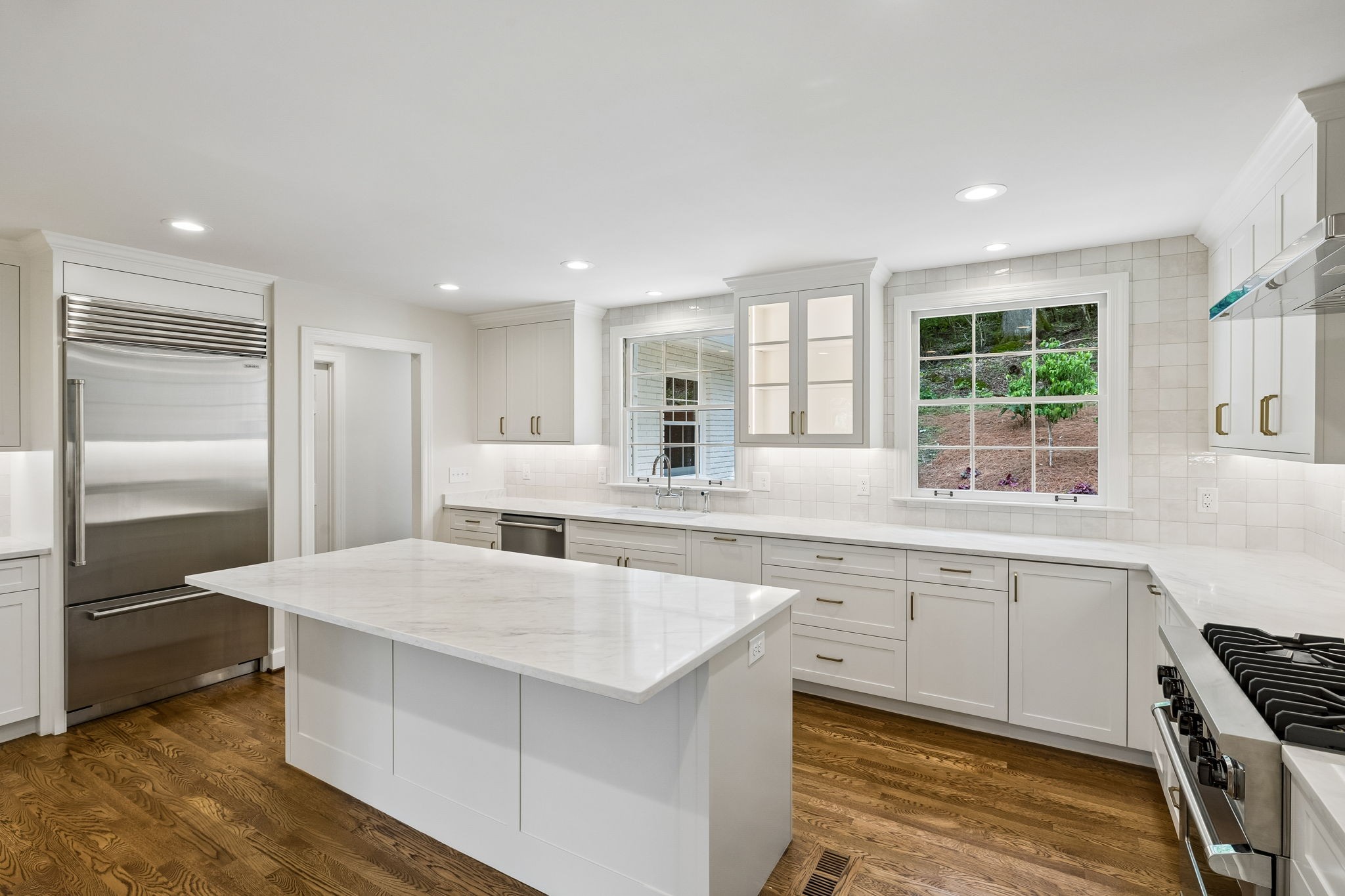 6004 Hillsboro Pike