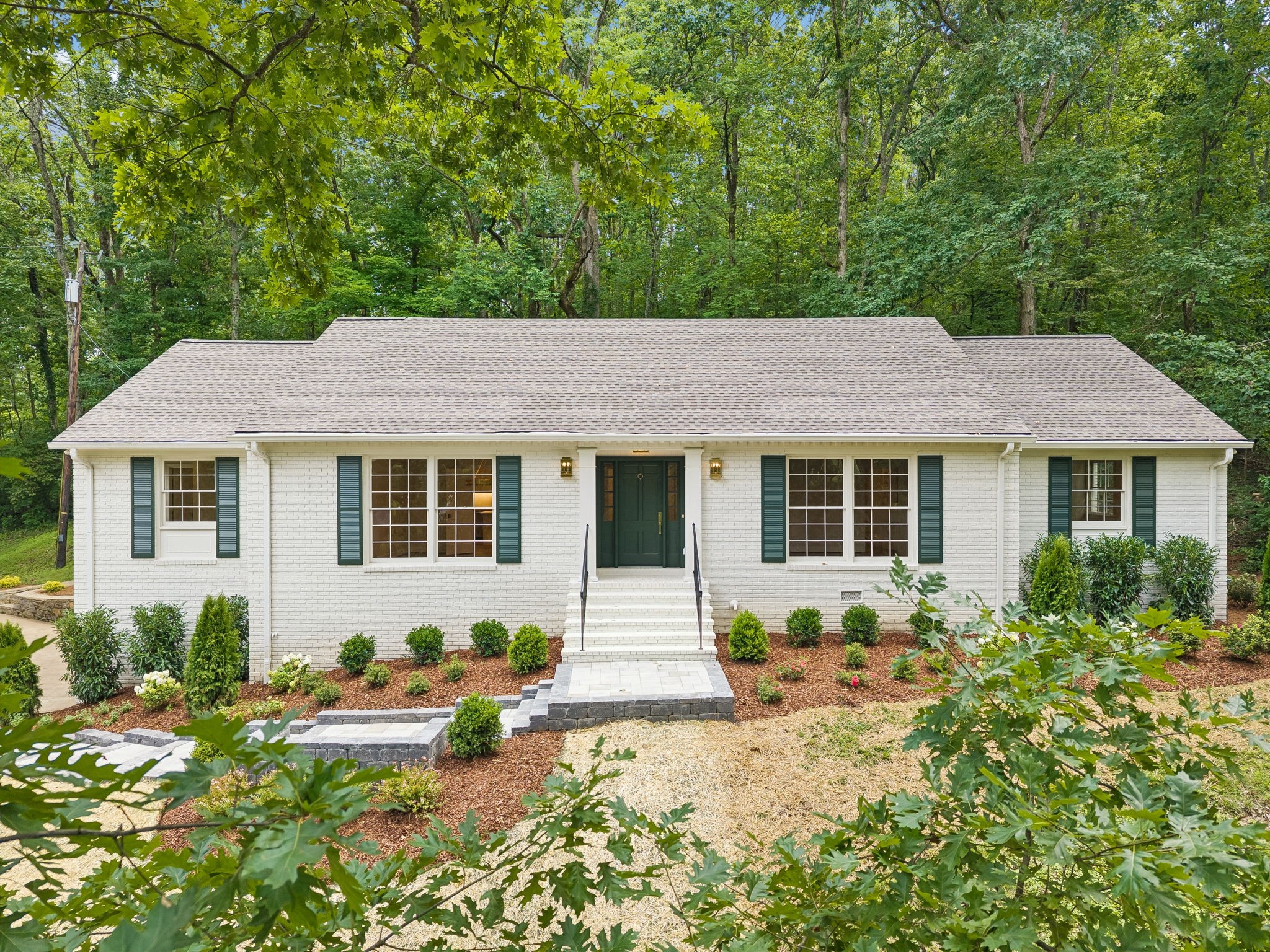 6004 Hillsboro Pike