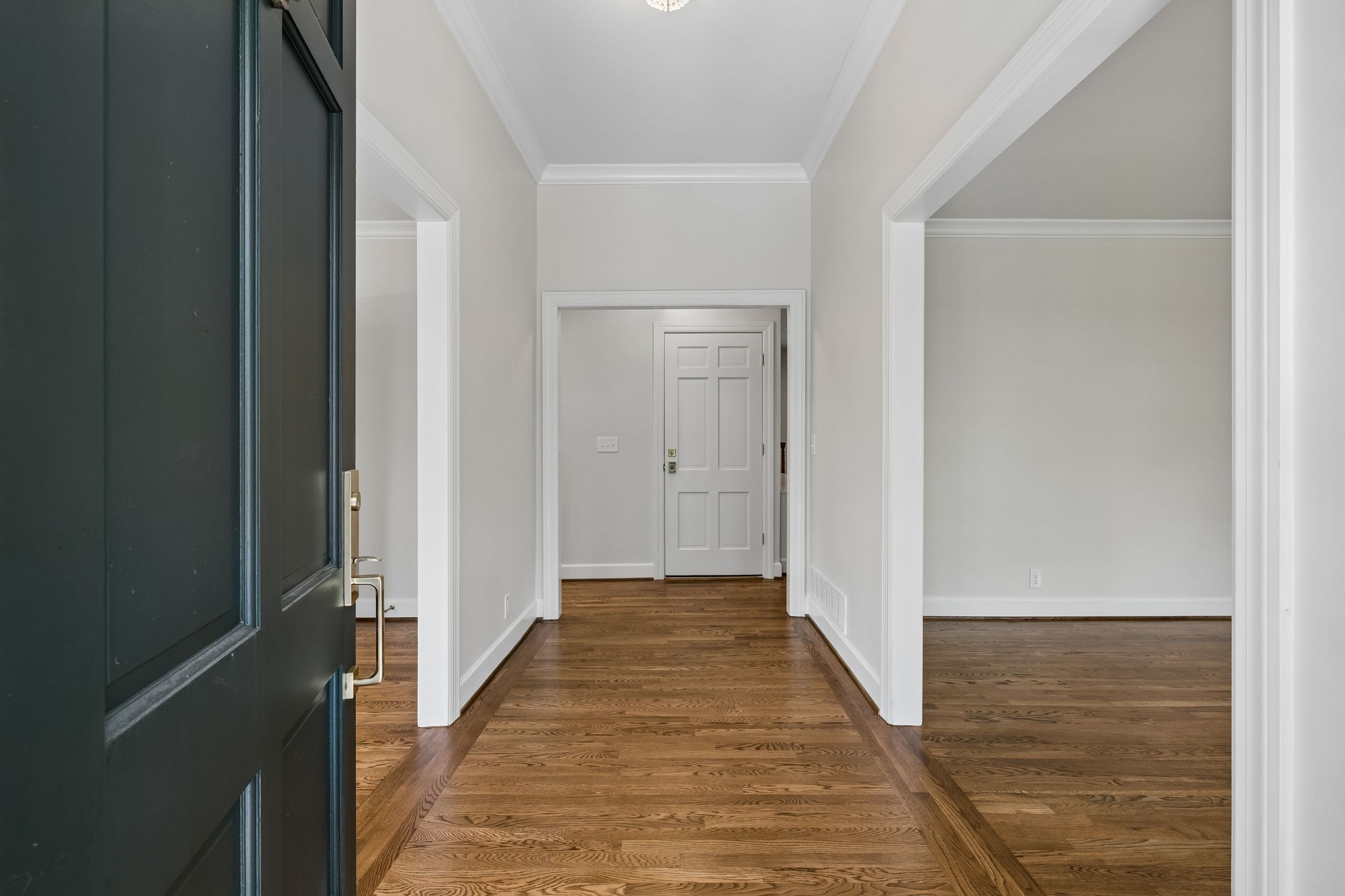 6004 Hillsboro Pike