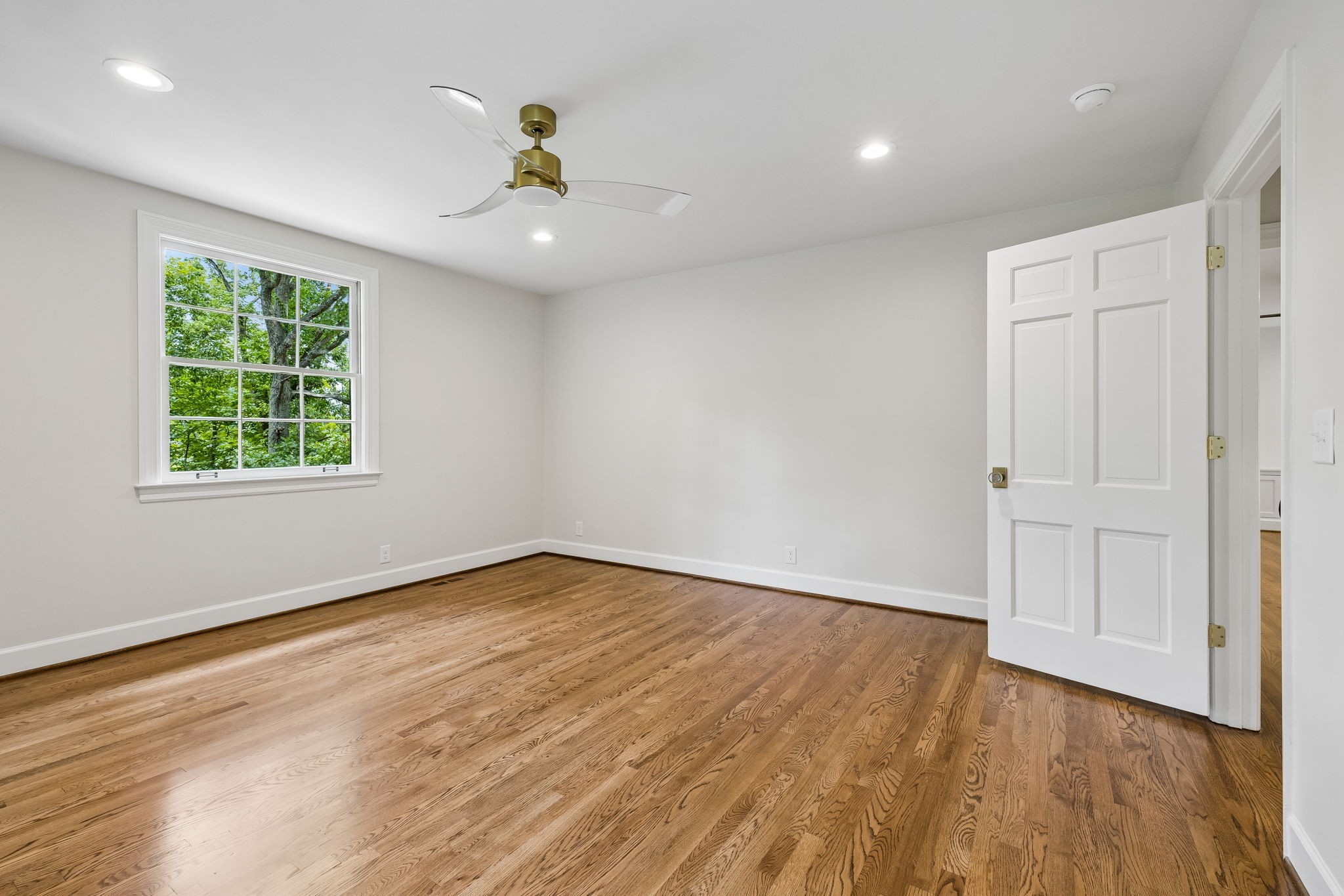 6004 Hillsboro Pike