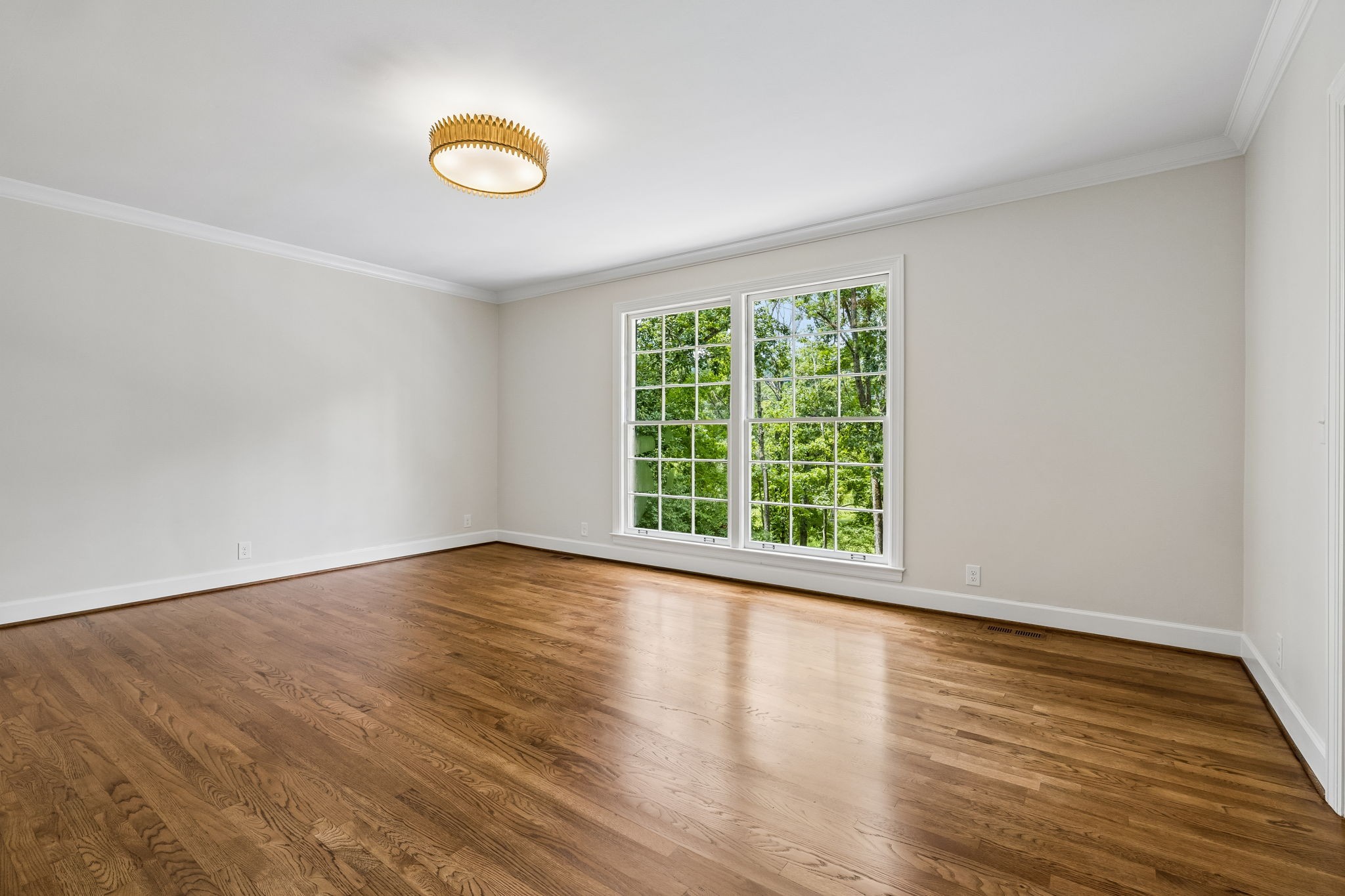 6004 Hillsboro Pike