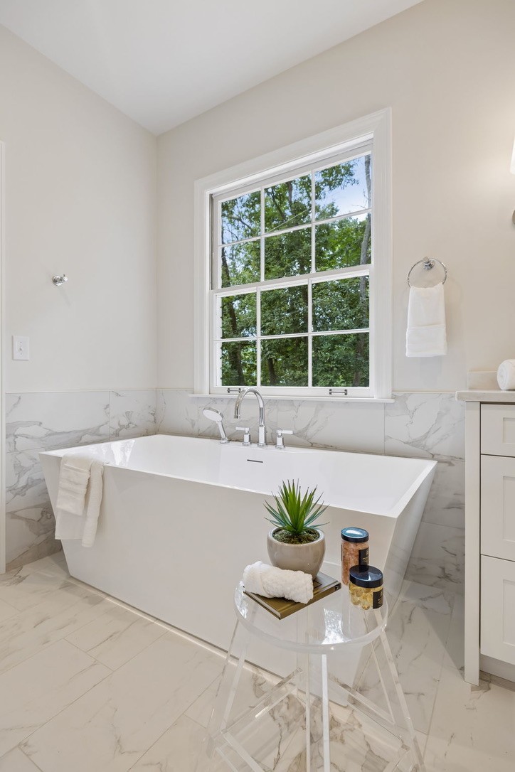 6004 Hillsboro Pike