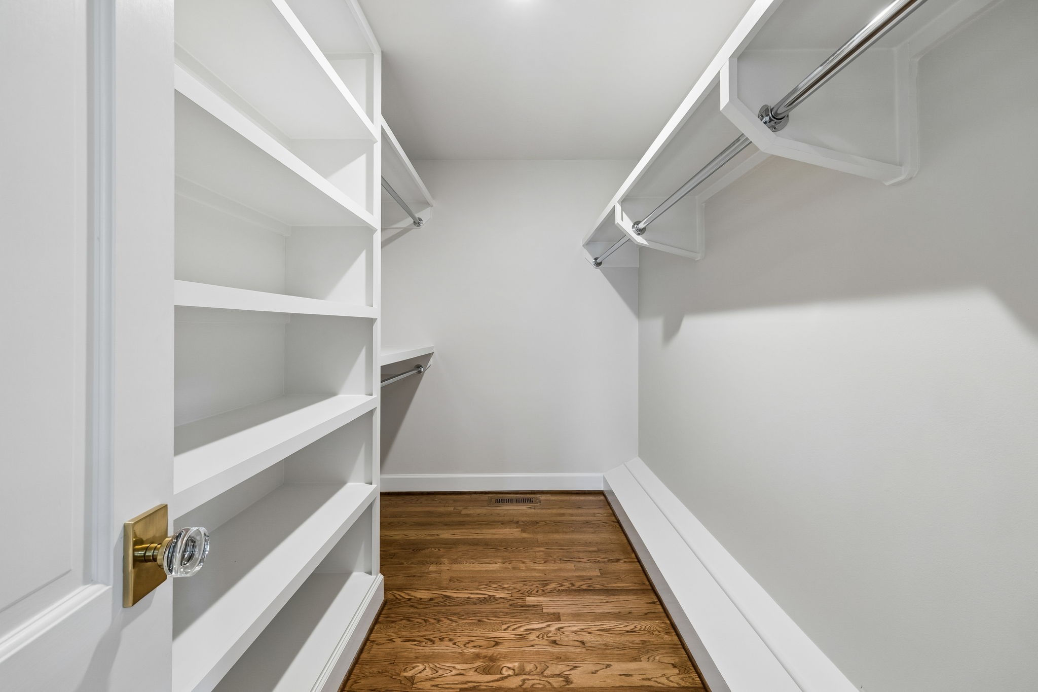 6004 Hillsboro Pike