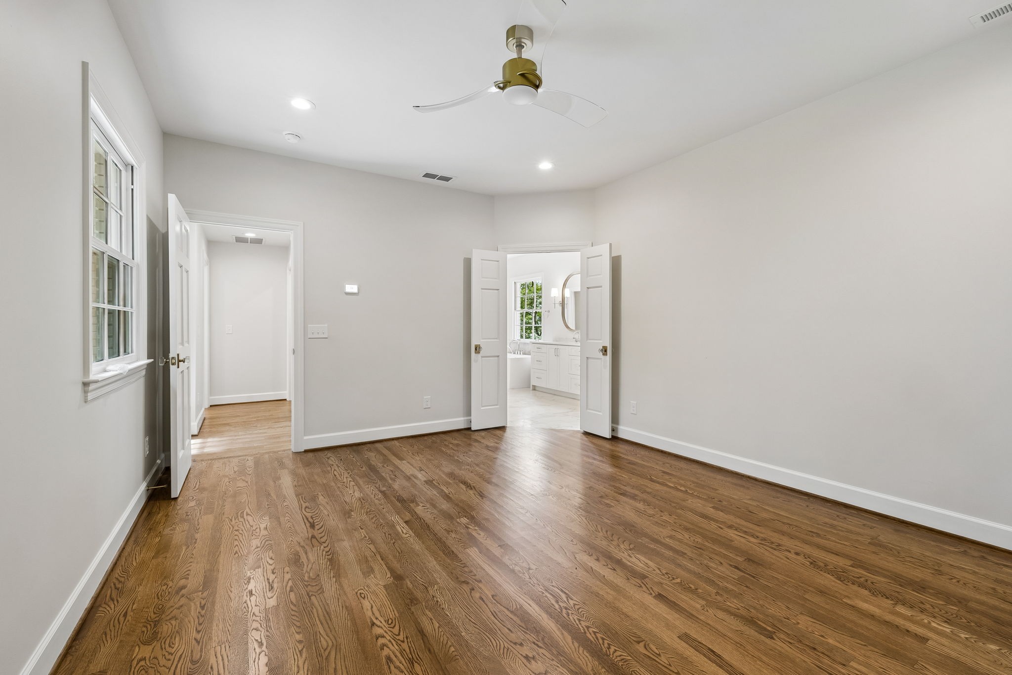 6004 Hillsboro Pike