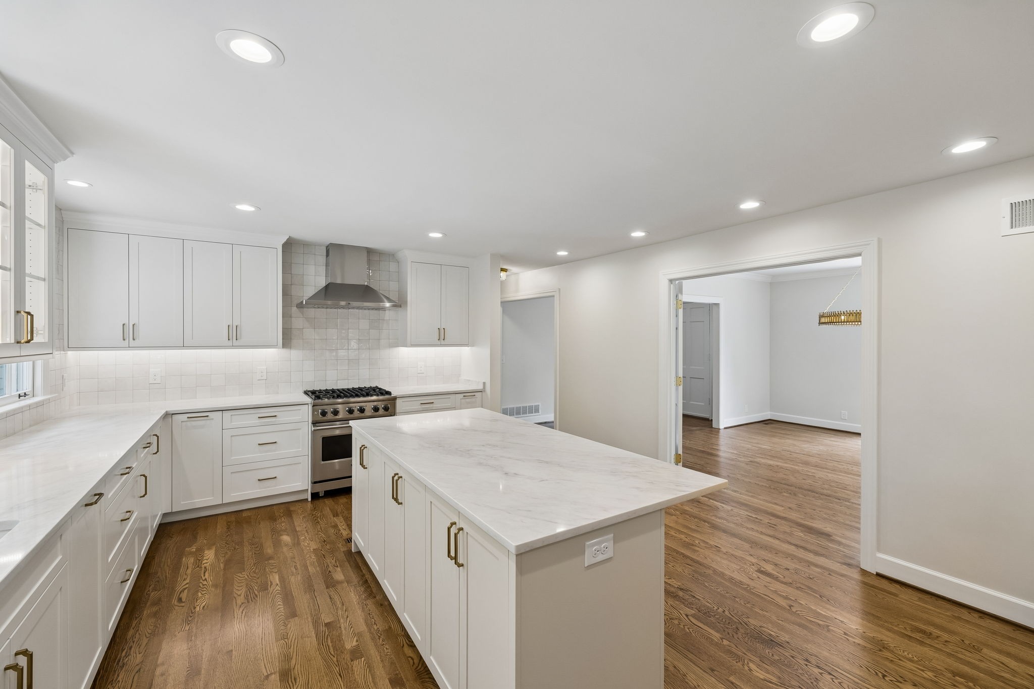 6004 Hillsboro Pike