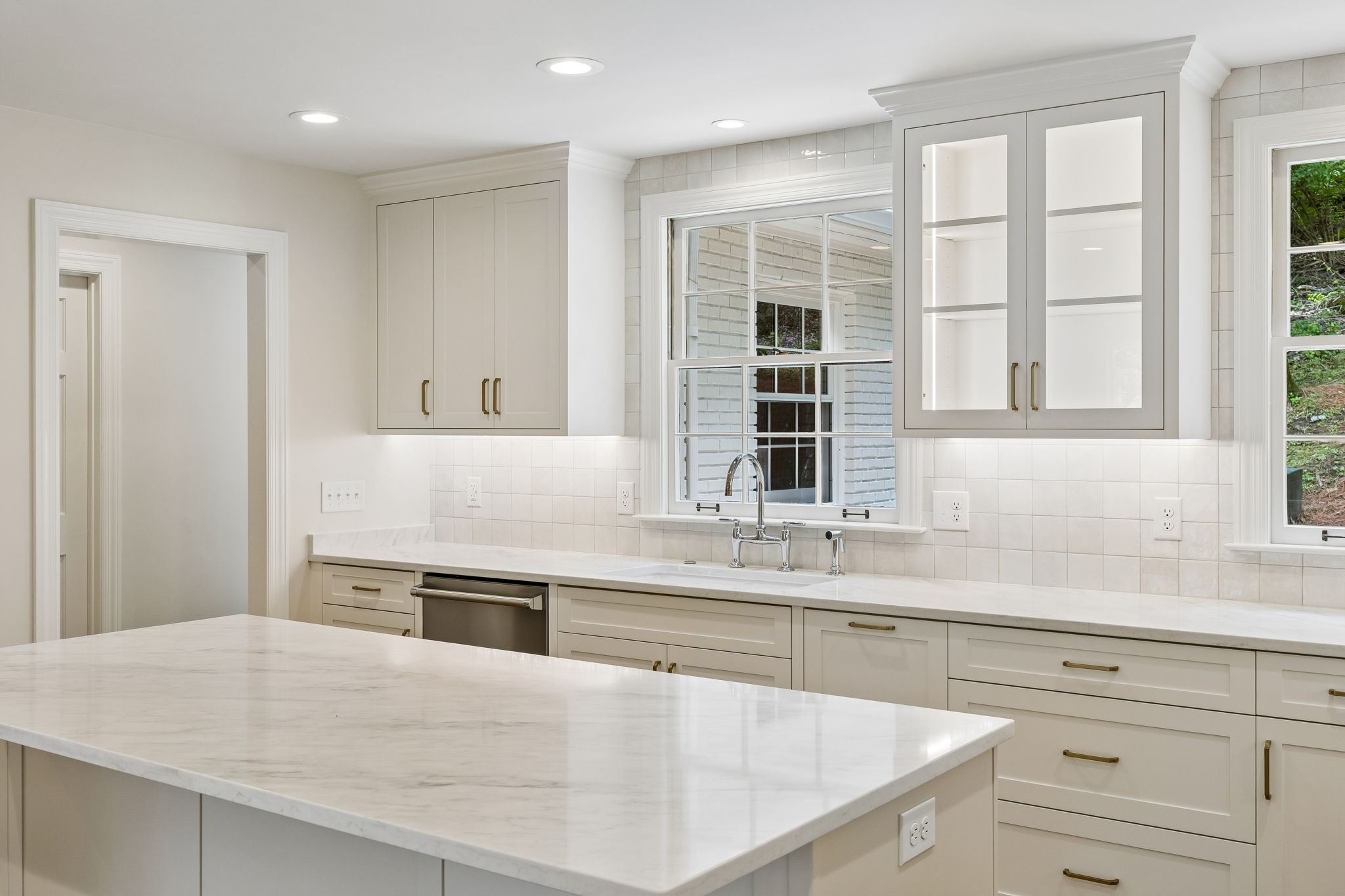 6004 Hillsboro Pike