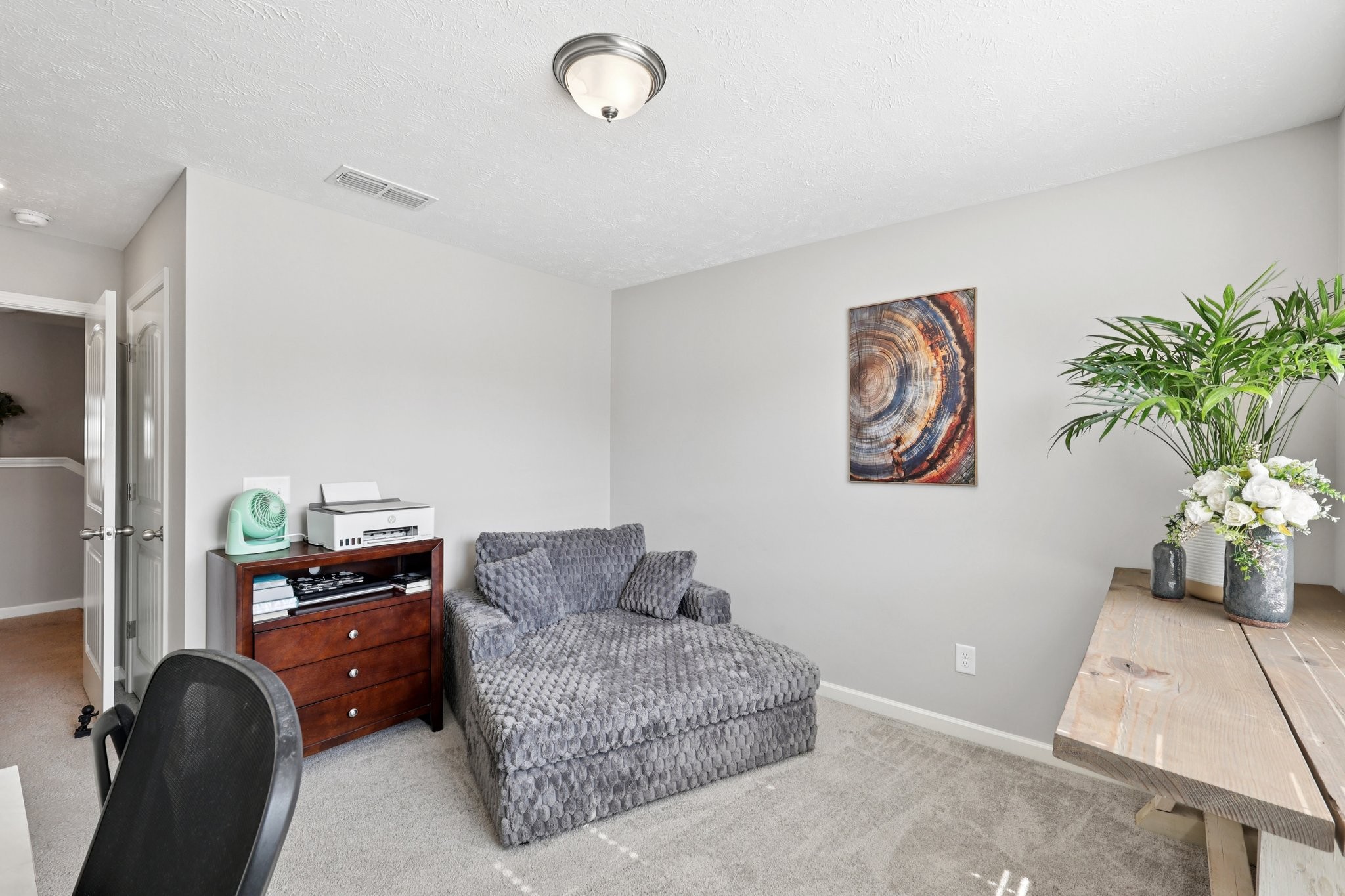 1633 Calypso Dr