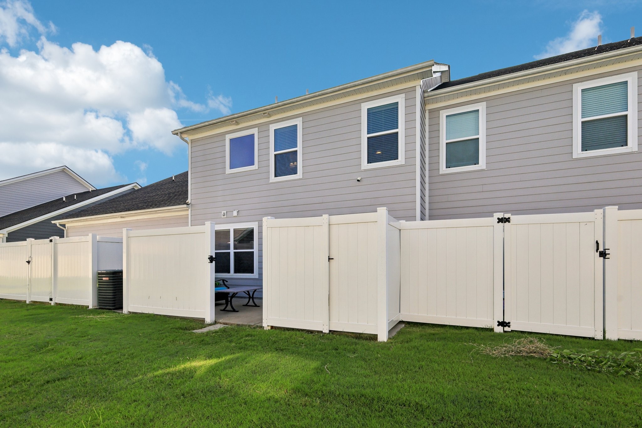 1633 Calypso Dr
