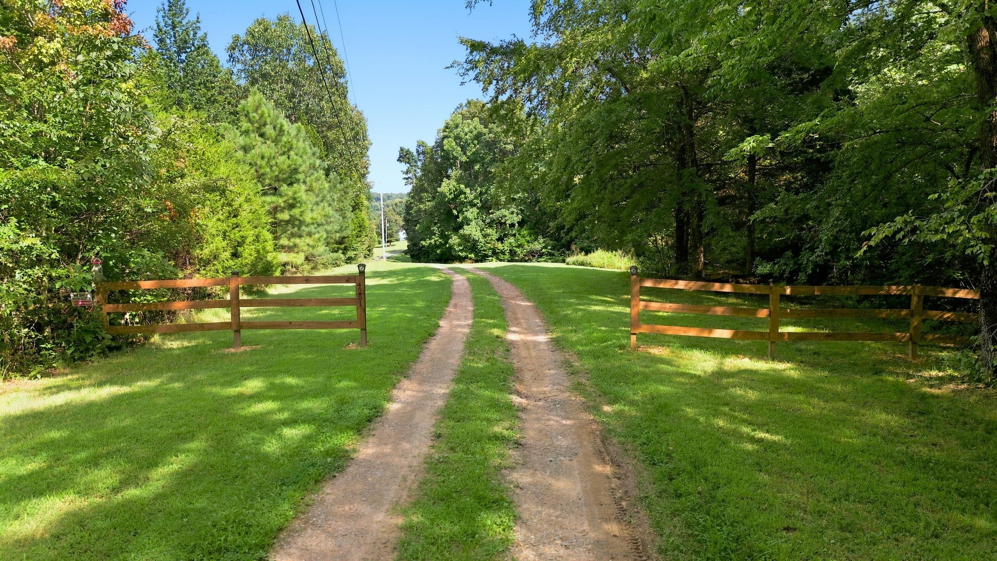 4251 Old Metal Rd