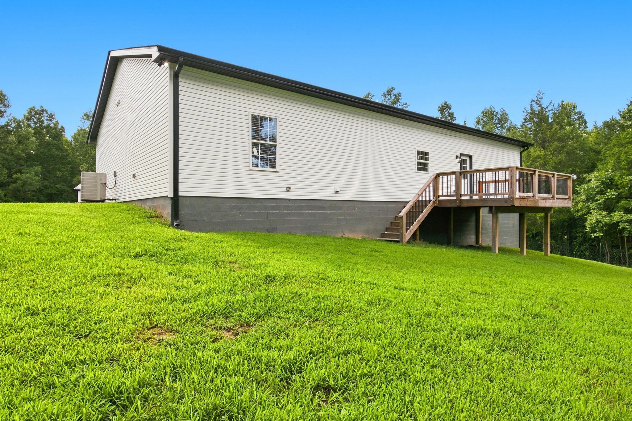 4251 Old Metal Rd