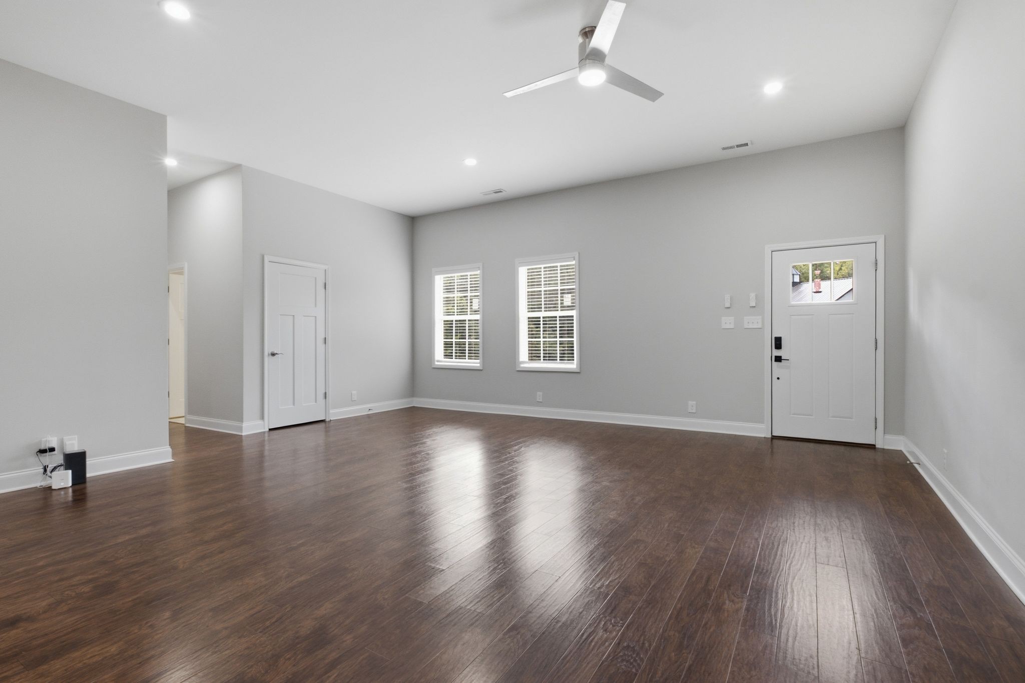 4251 Old Metal Rd