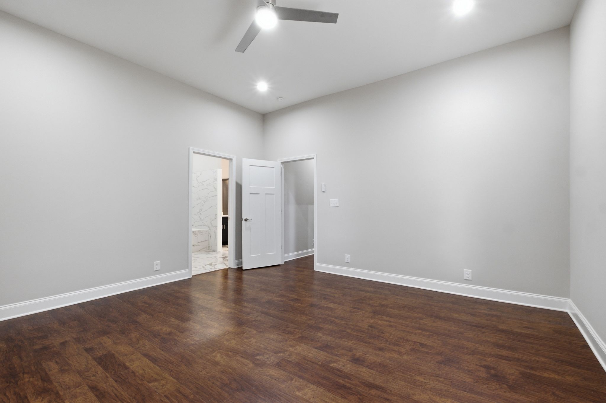 4251 Old Metal Rd