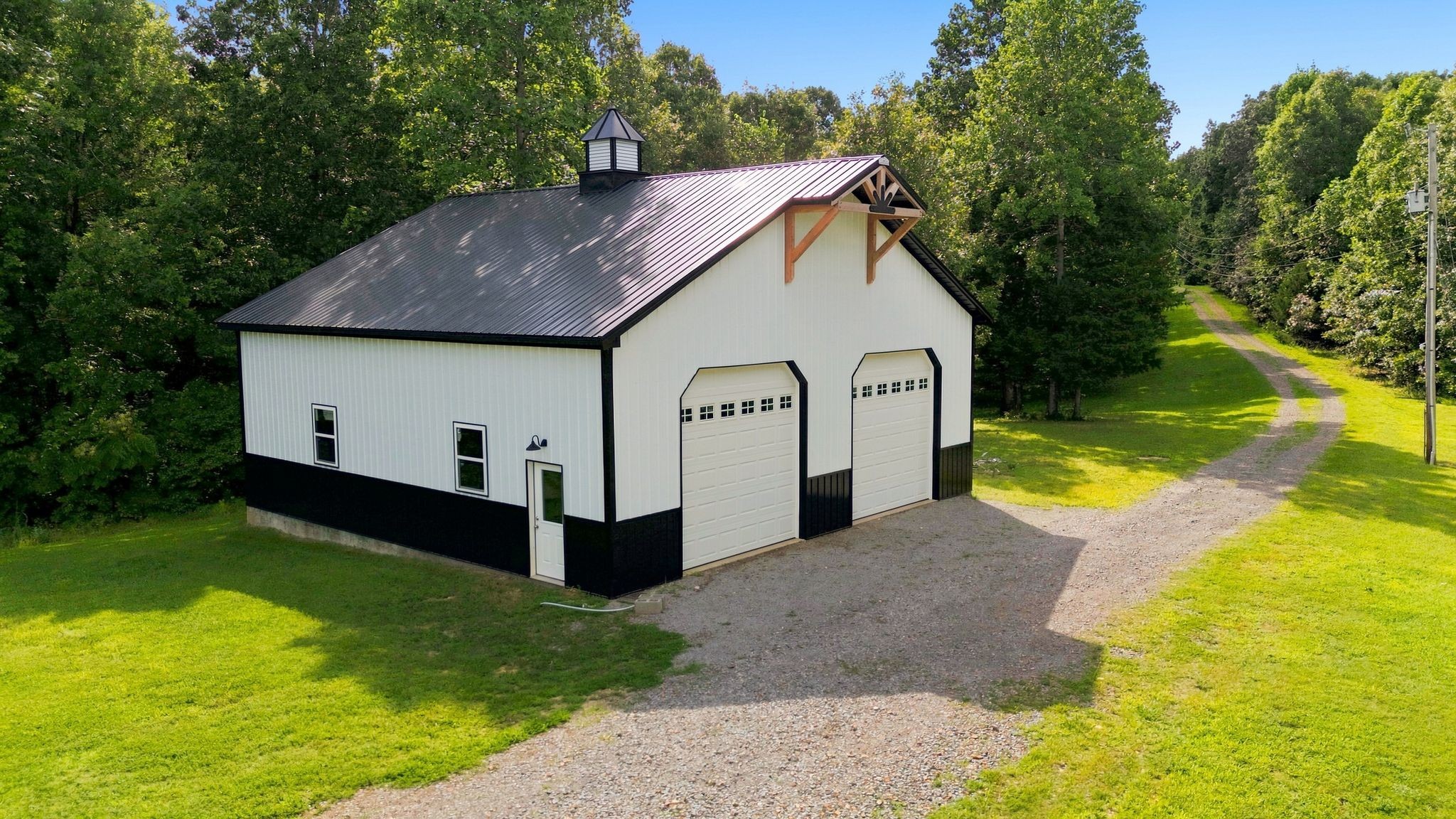 4251 Old Metal Rd