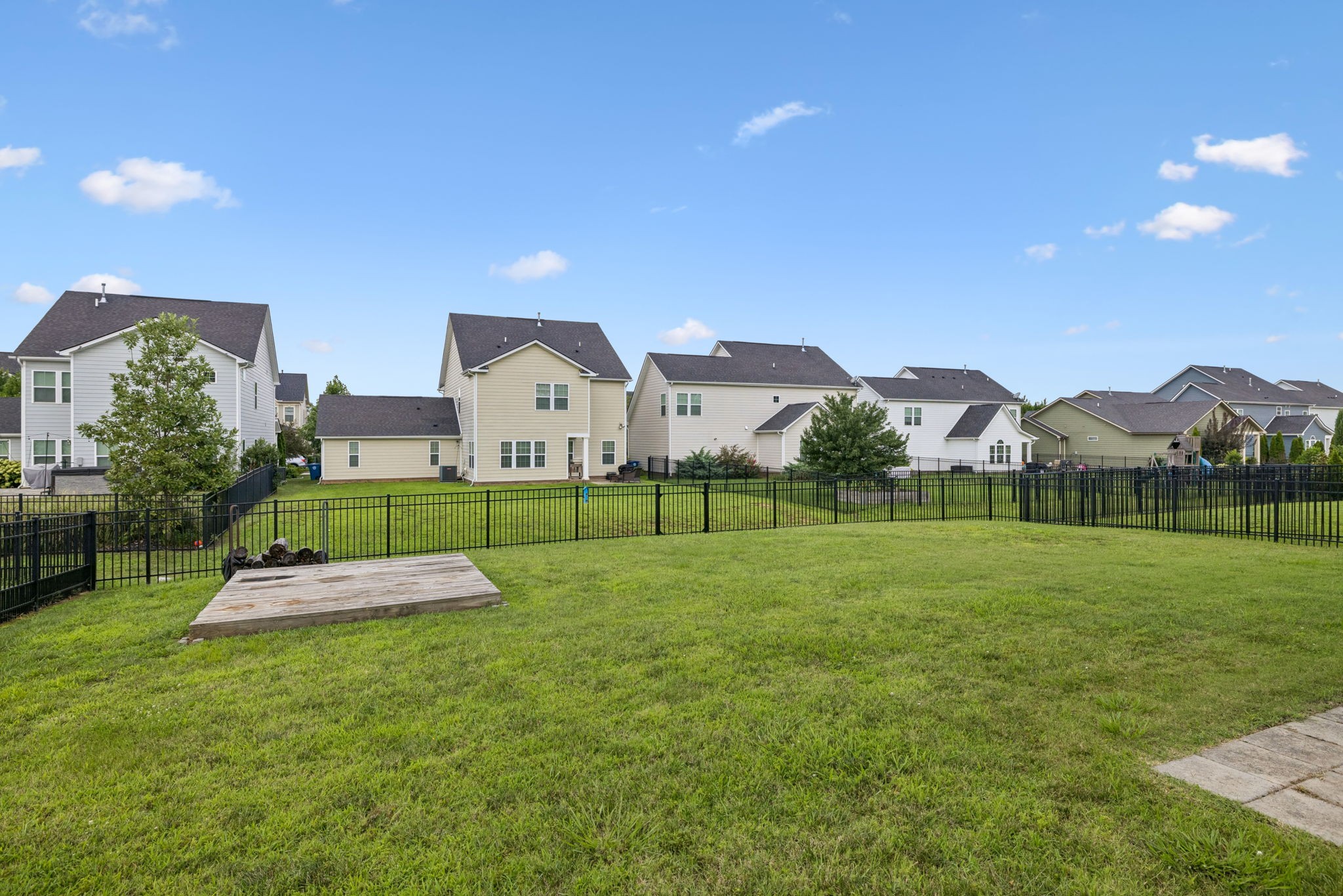 2030 Oglethorpe Dr