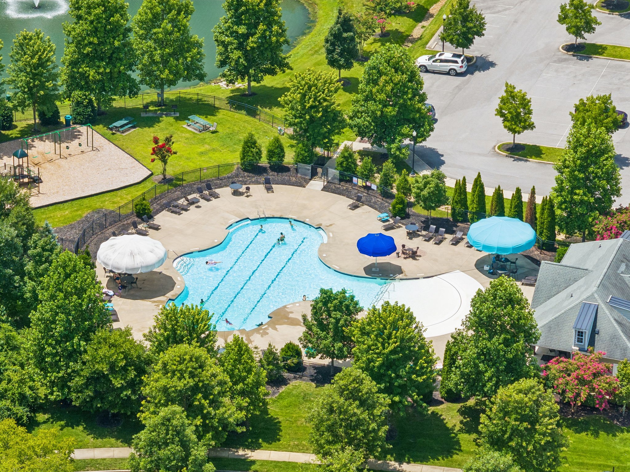 2030 Oglethorpe Dr
