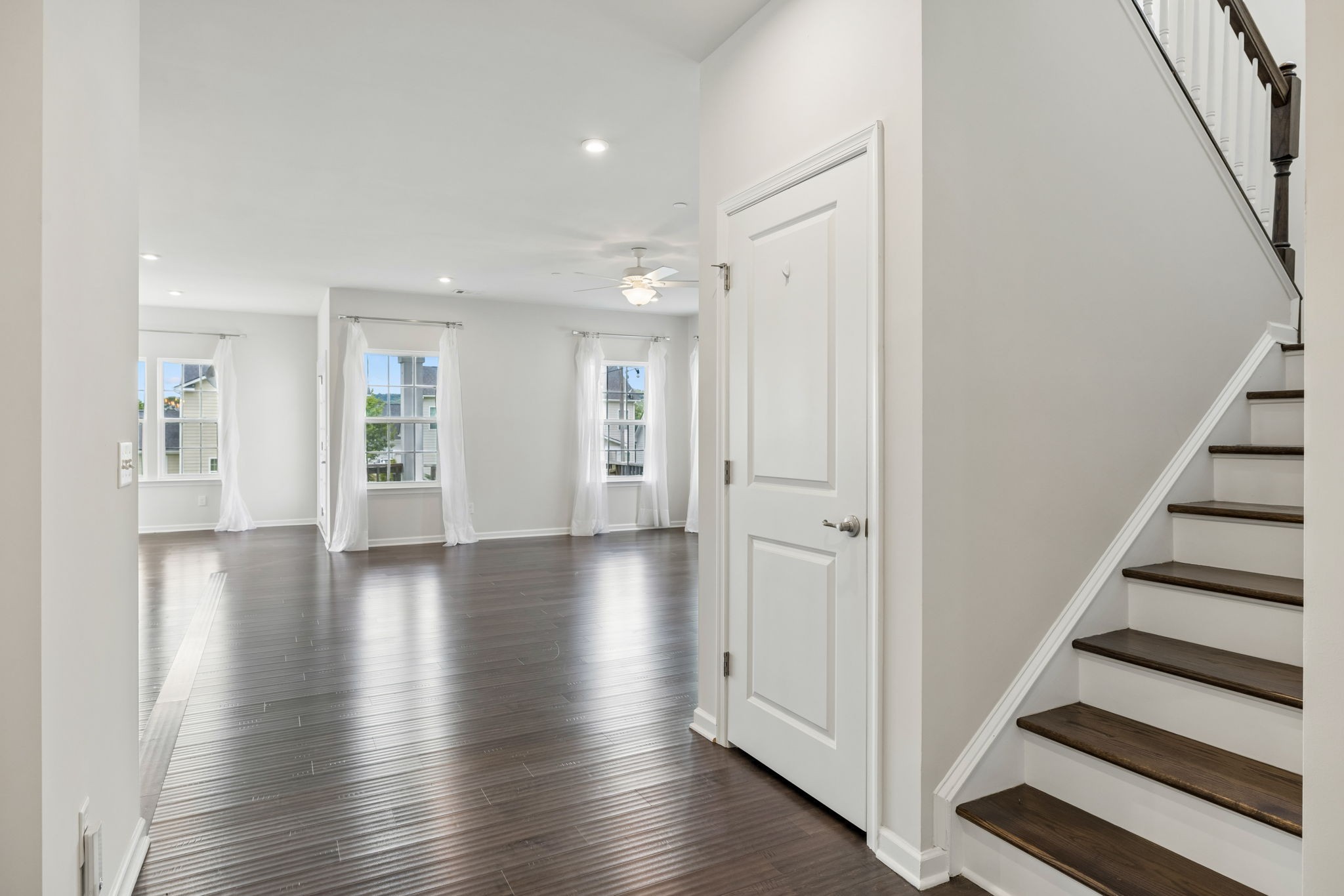 2030 Oglethorpe Dr