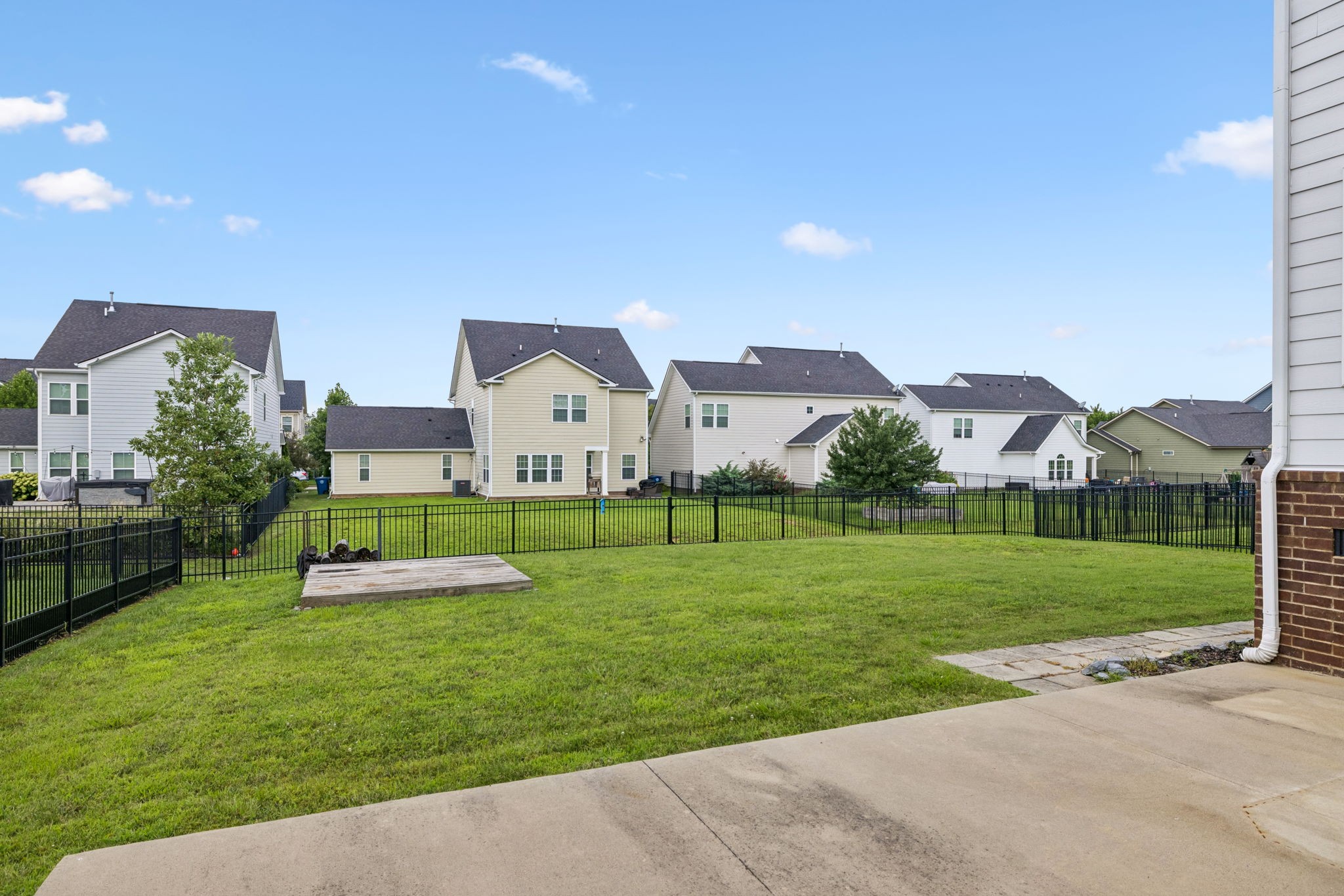 2030 Oglethorpe Dr