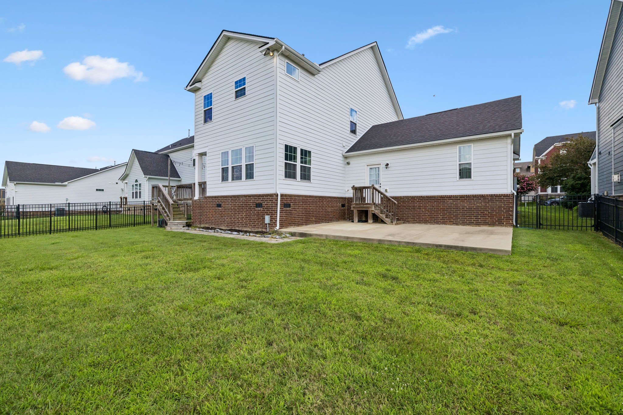 2030 Oglethorpe Dr