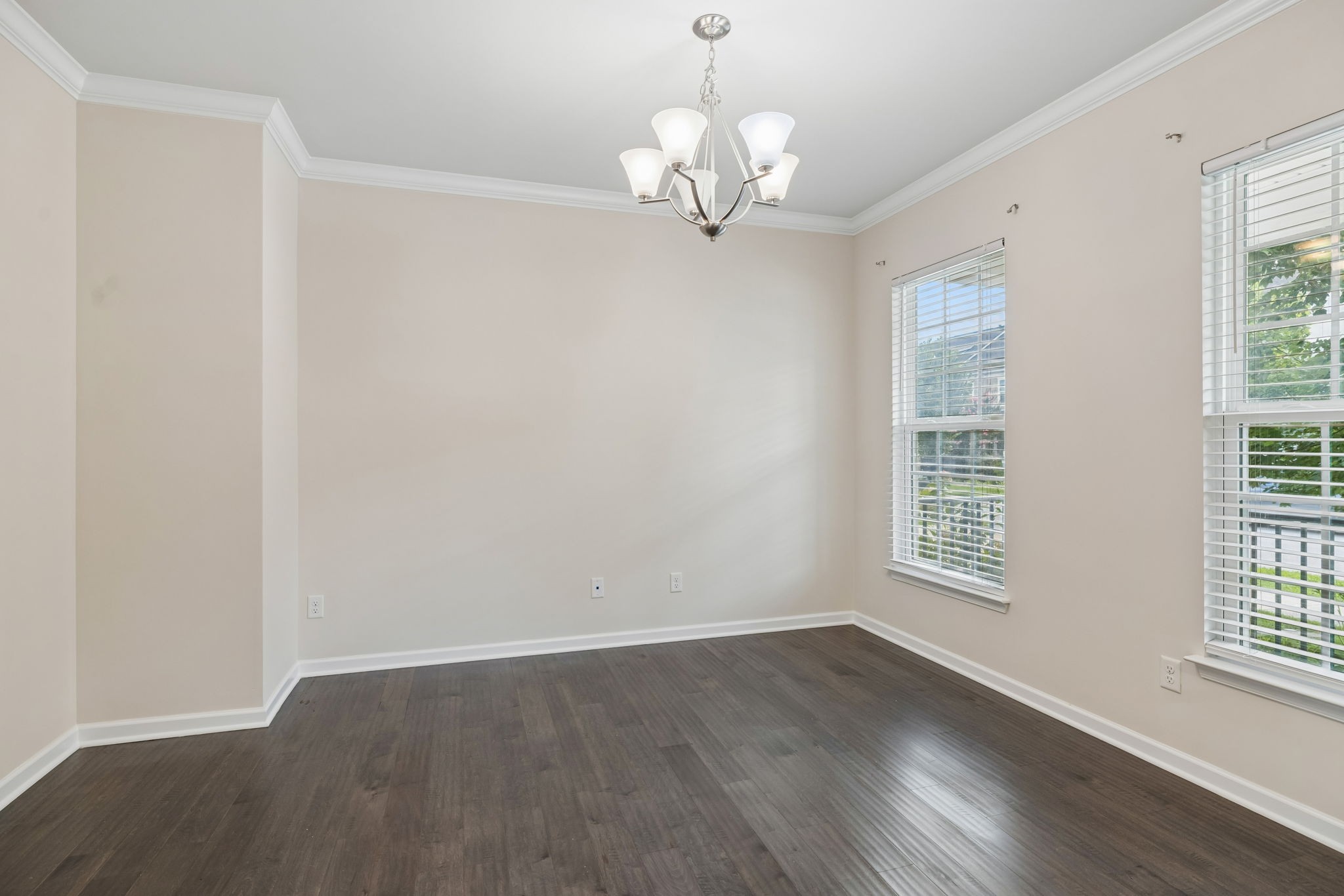2030 Oglethorpe Dr