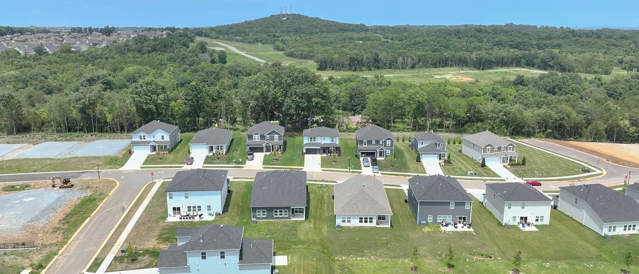 418 Long Dr