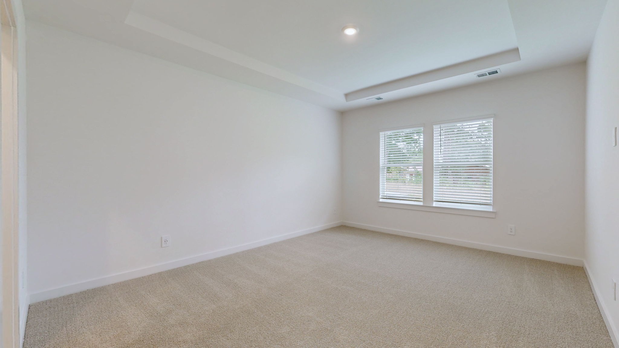 418 Long Dr