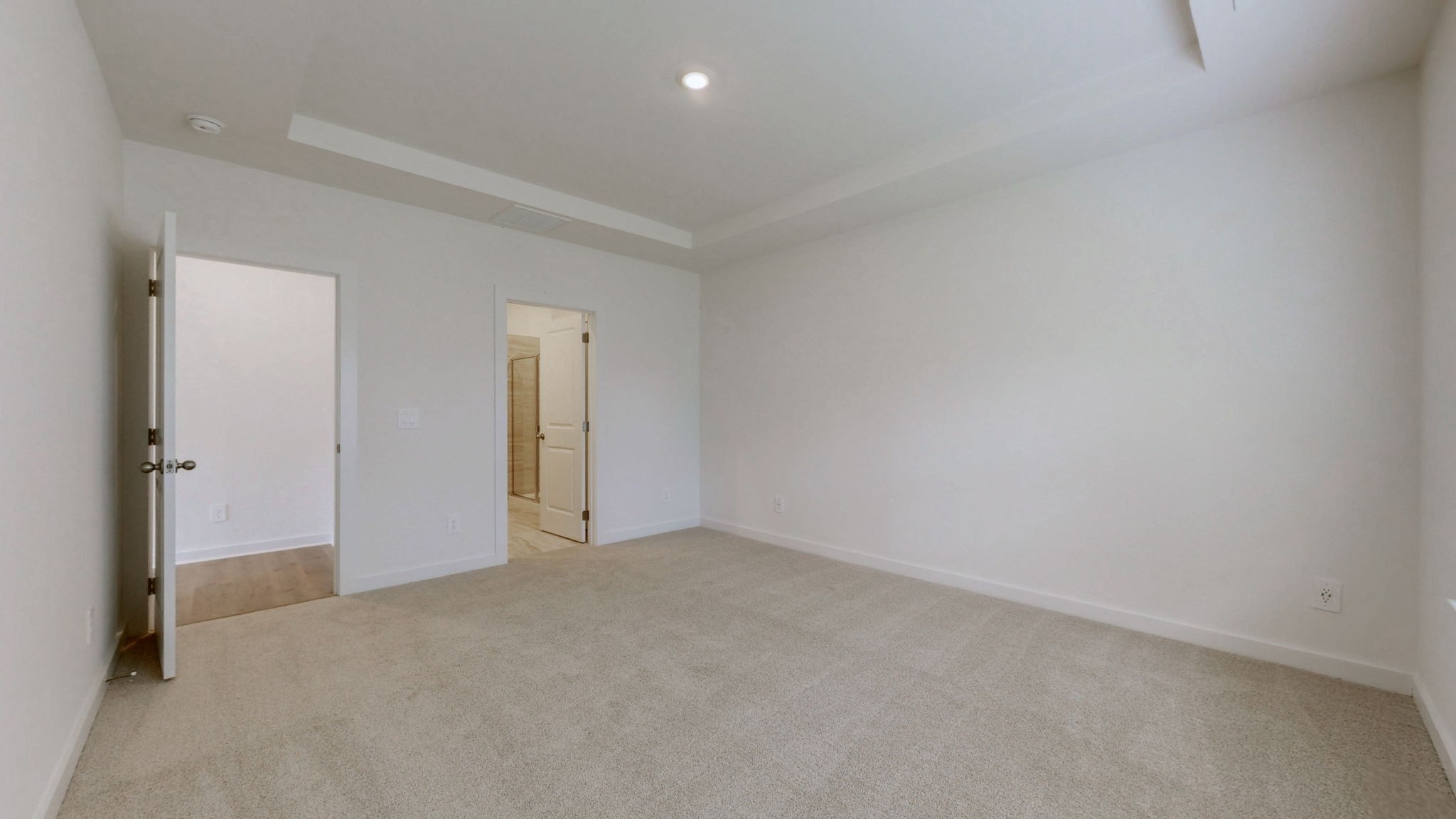 418 Long Dr