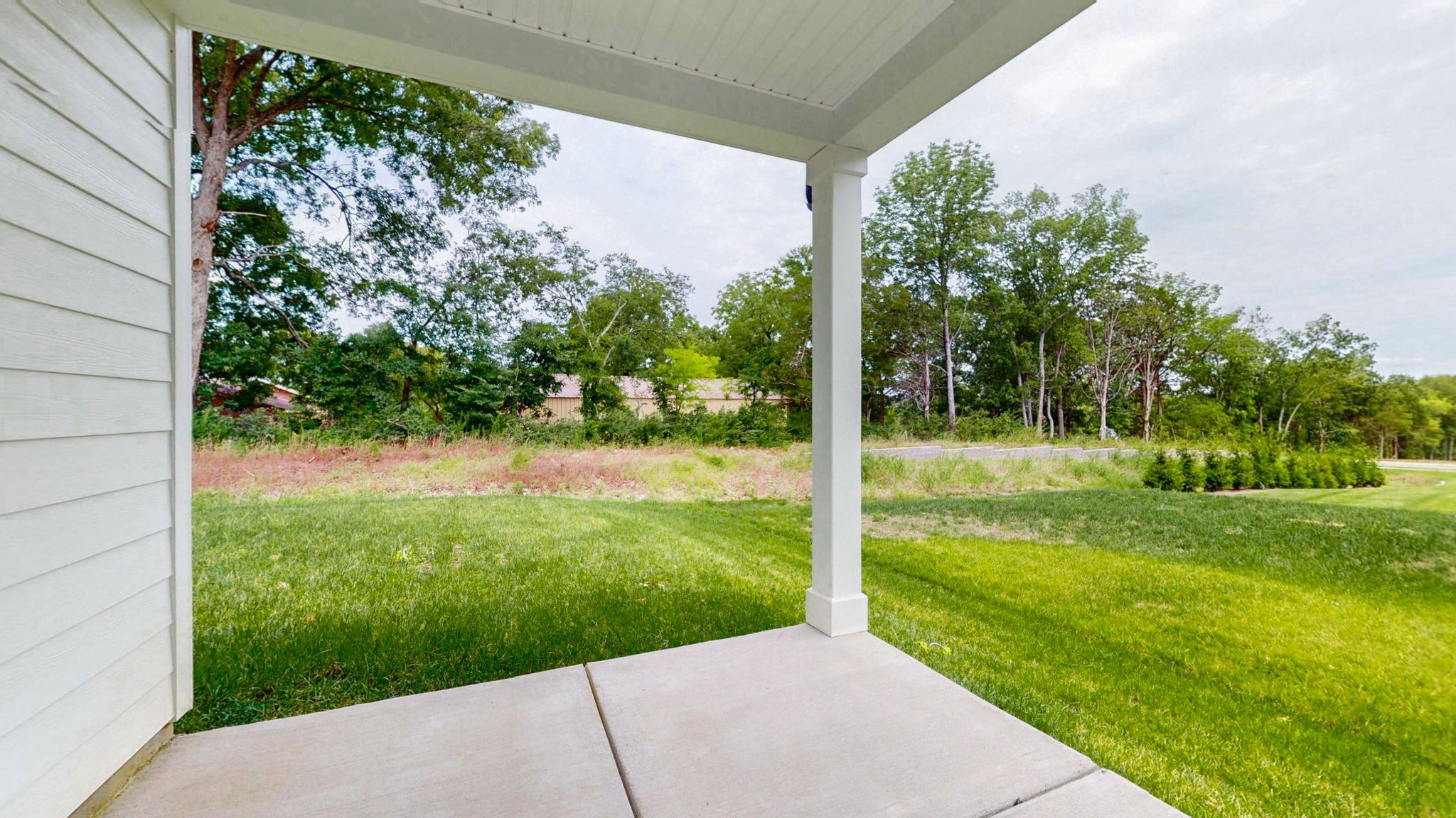 418 Long Dr