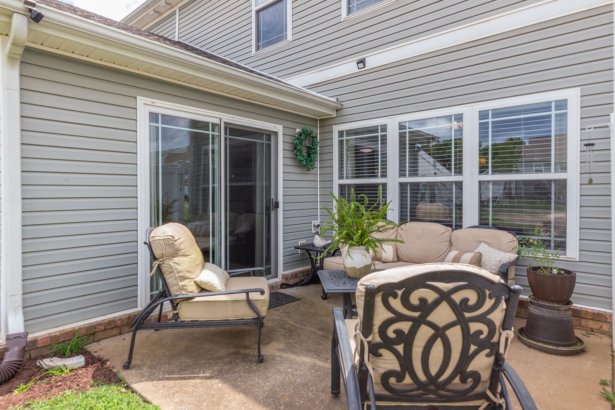 1055 Somerset Springs Dr