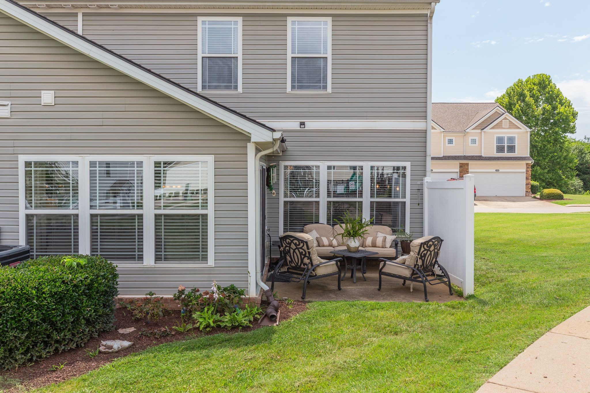 1055 Somerset Springs Dr