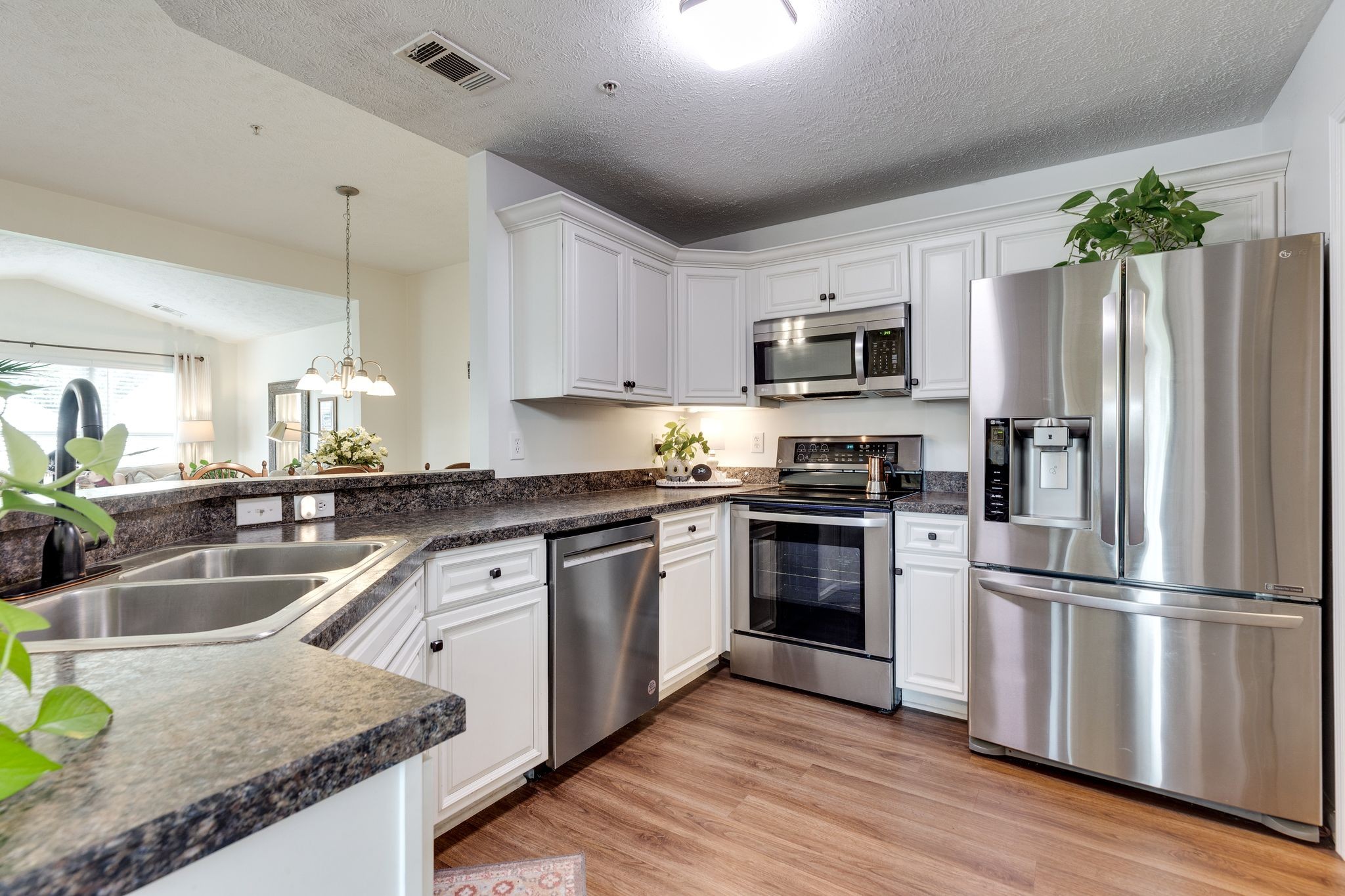 1055 Somerset Springs Dr