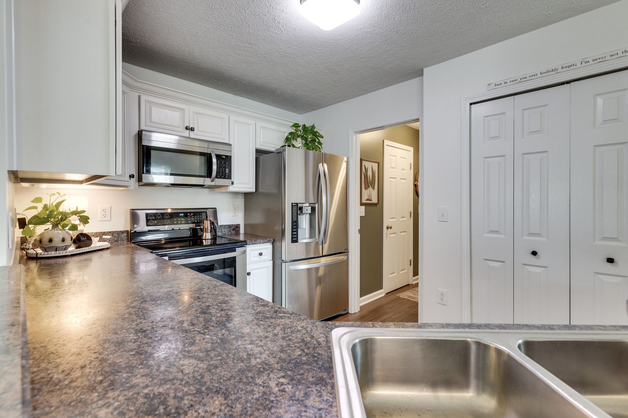 1055 Somerset Springs Dr